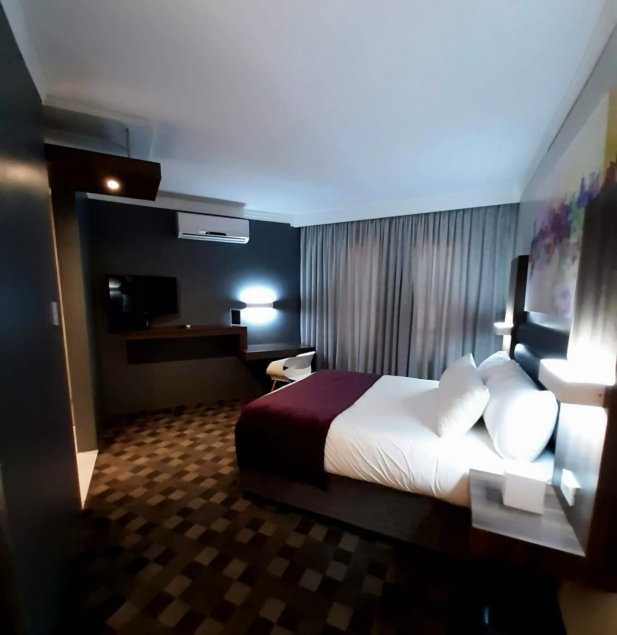 Bed in Palm Swift Luxury Accommodation Bed in Palm Swift Luxury Accommodation