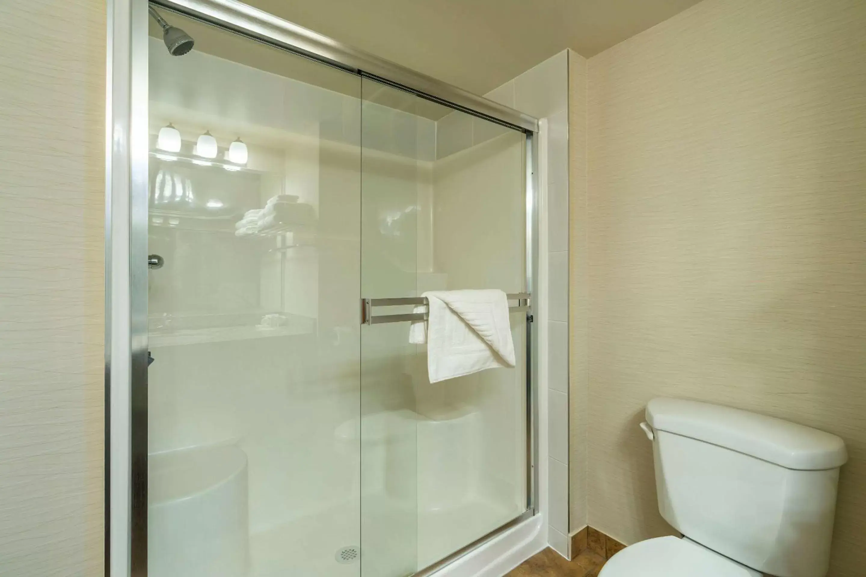 Bedroom, Bathroom in Comfort Inn & Suites Surrey