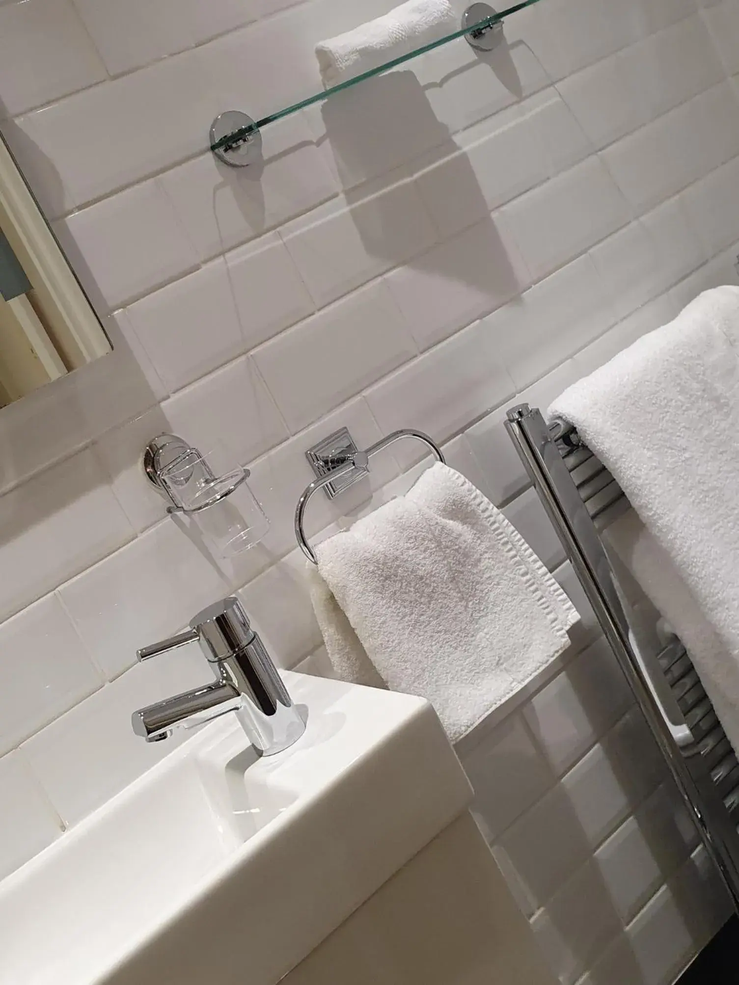 Bathroom in Senlac Guesthouse