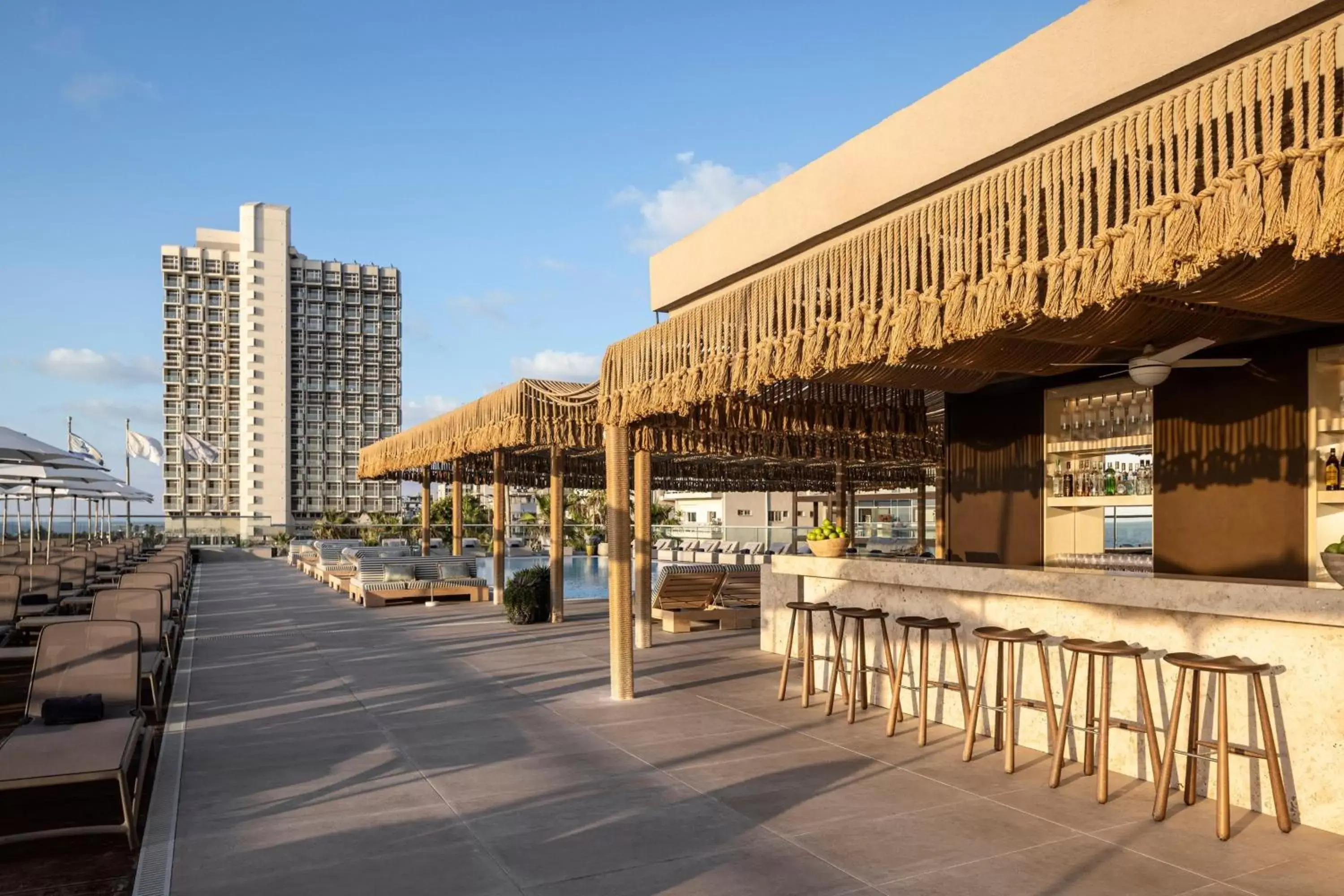 Swimming pool in Sheraton Grand Tel Aviv