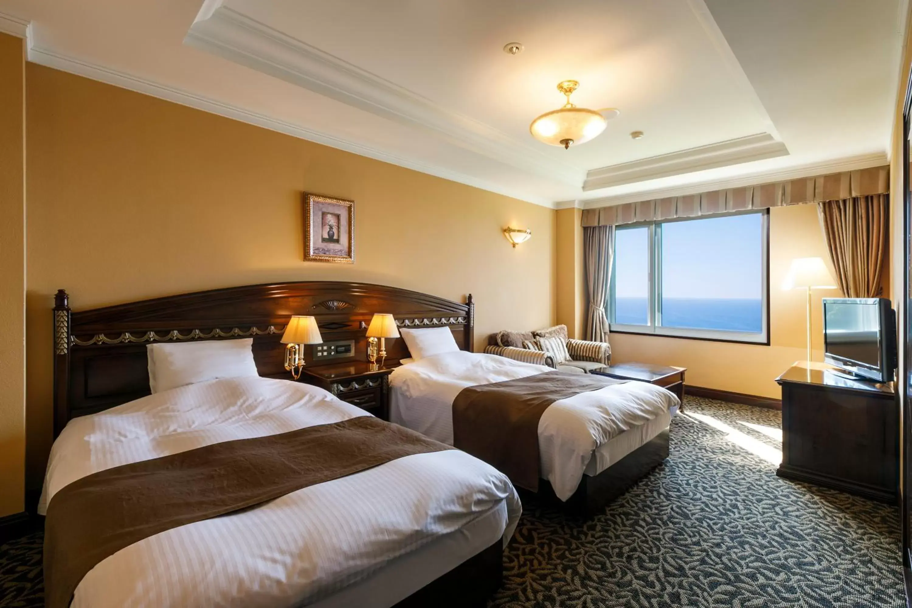 Bedroom, Bed in Hotel Neu Schloss Otaru