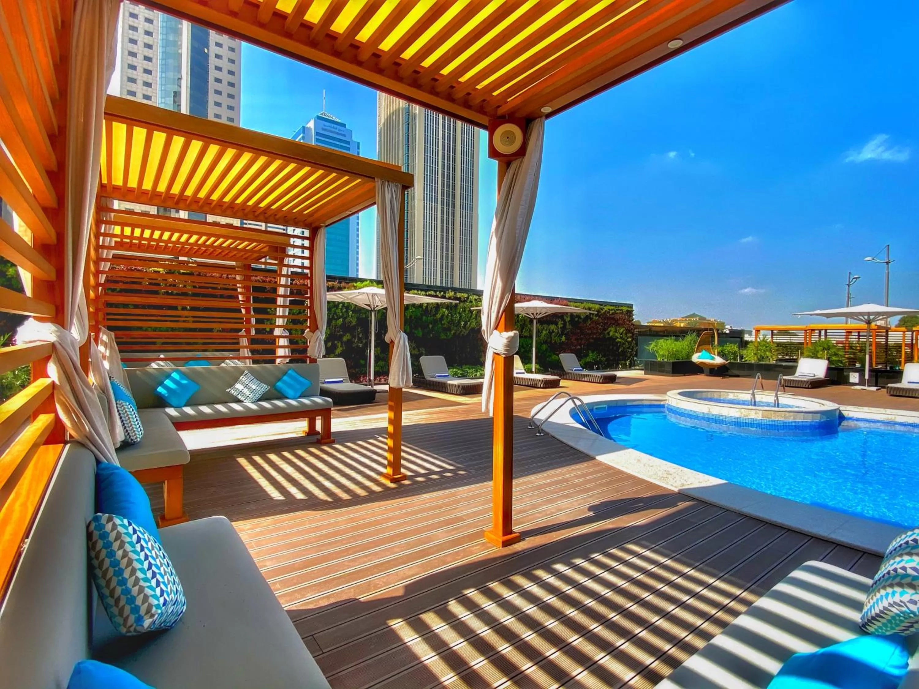 Deluxe One-Bedroom Apartment in Somerset West Bay Doha