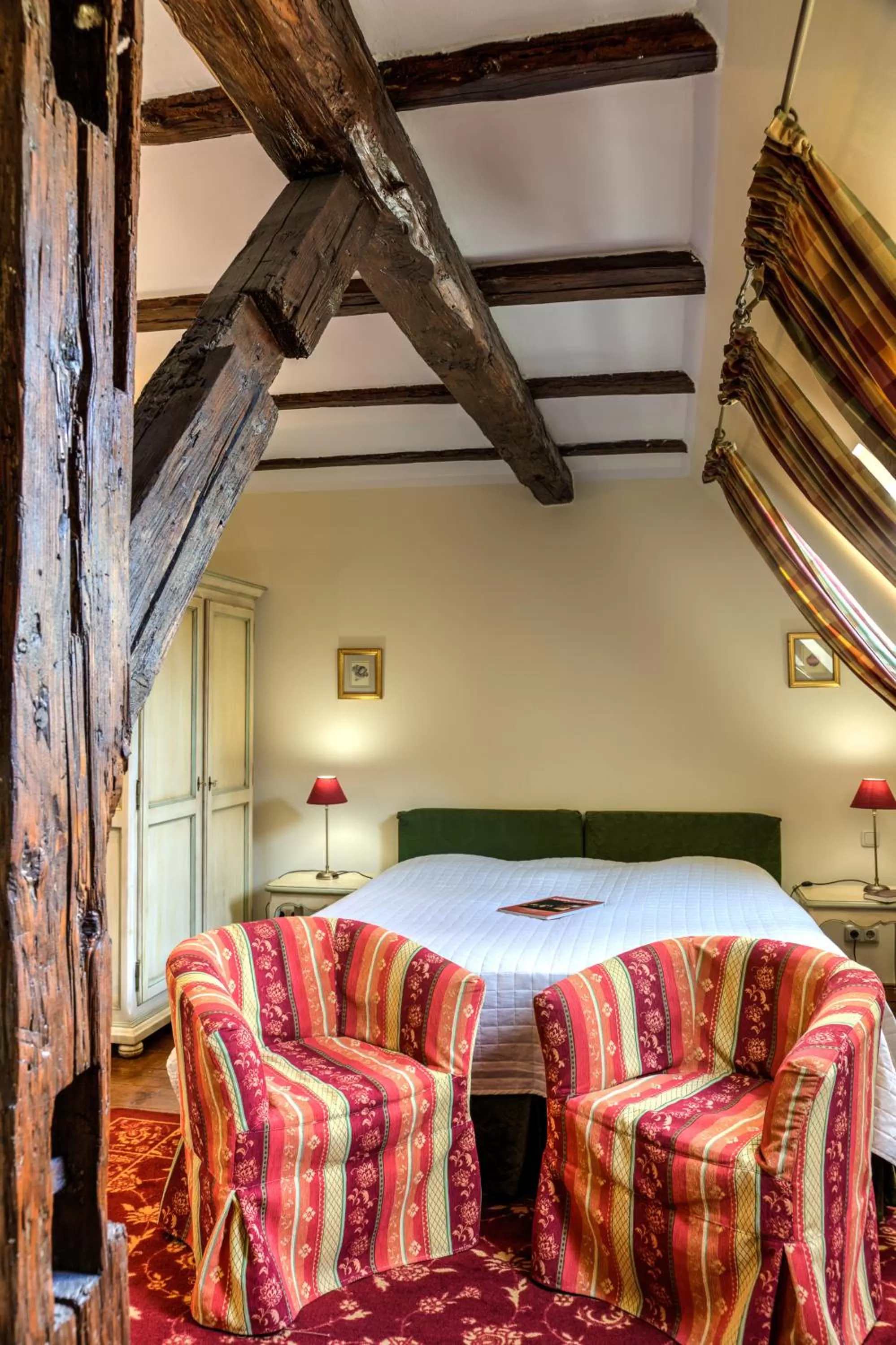 Photo of the whole room, Bed in Hotel Zum Bär