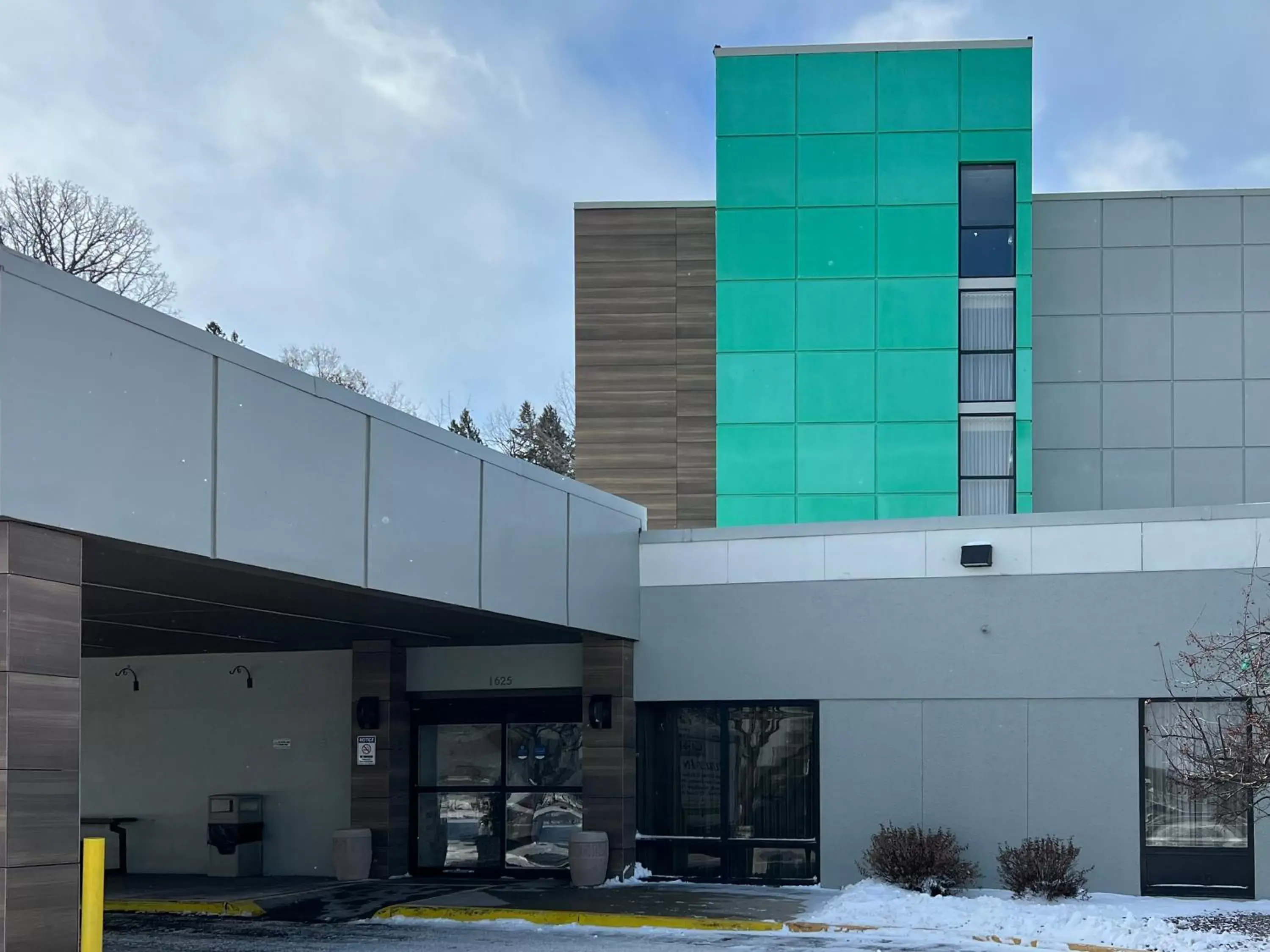 Property Building in Rochester Hotel & Suites - Mayo Clinic Area