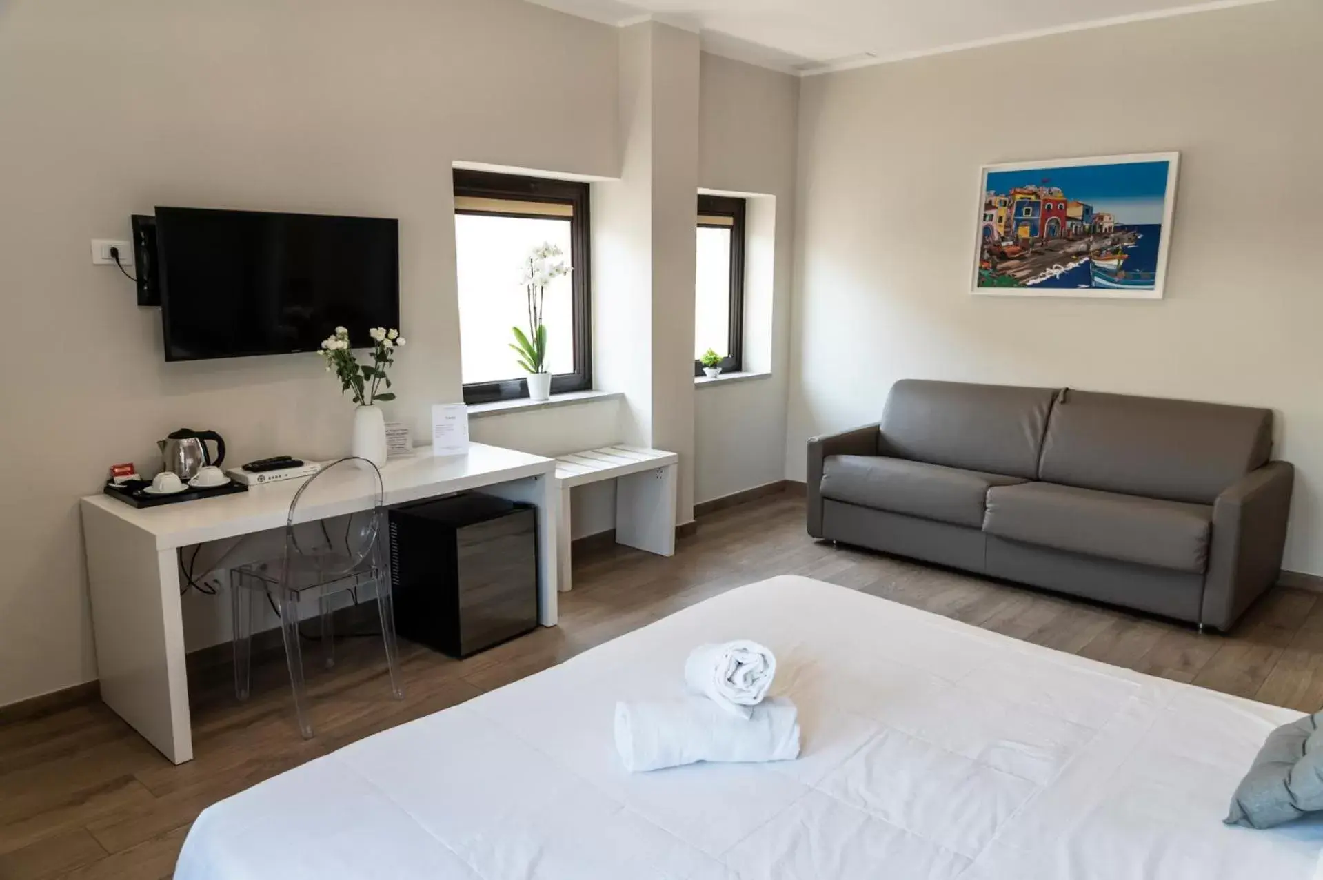 TV/Entertainment Center in Ruggero Settimo - Room & Suite