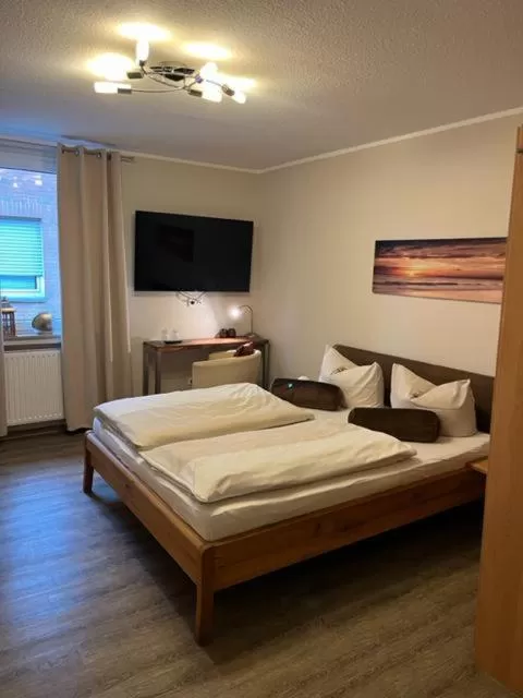 Bedroom in Gasthaus Hotel Rosenboom