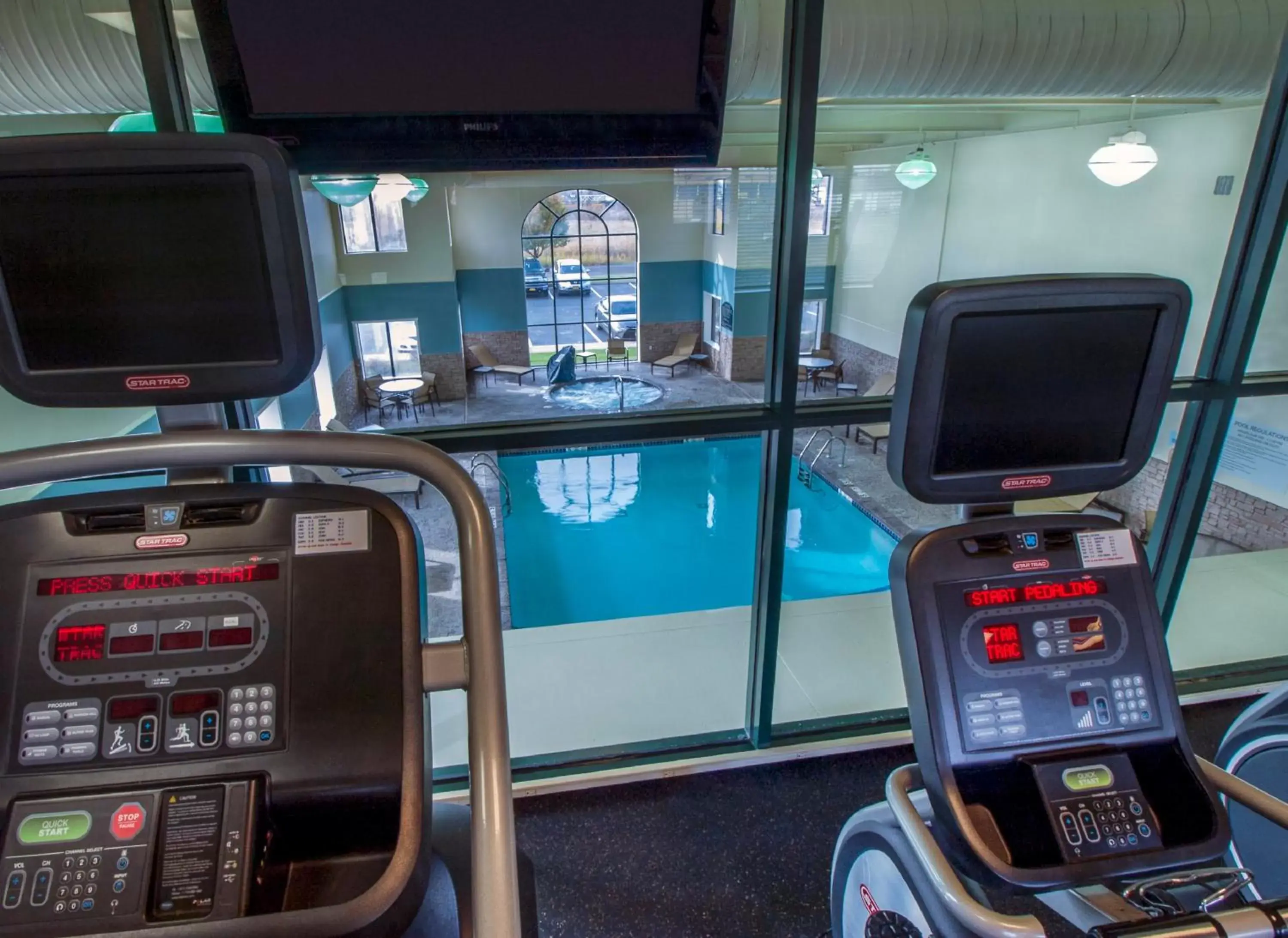 Fitness centre/facilities, TV/Entertainment Center in Holiday Inn Express & Suites Buffalo Airport, an IHG Hotel