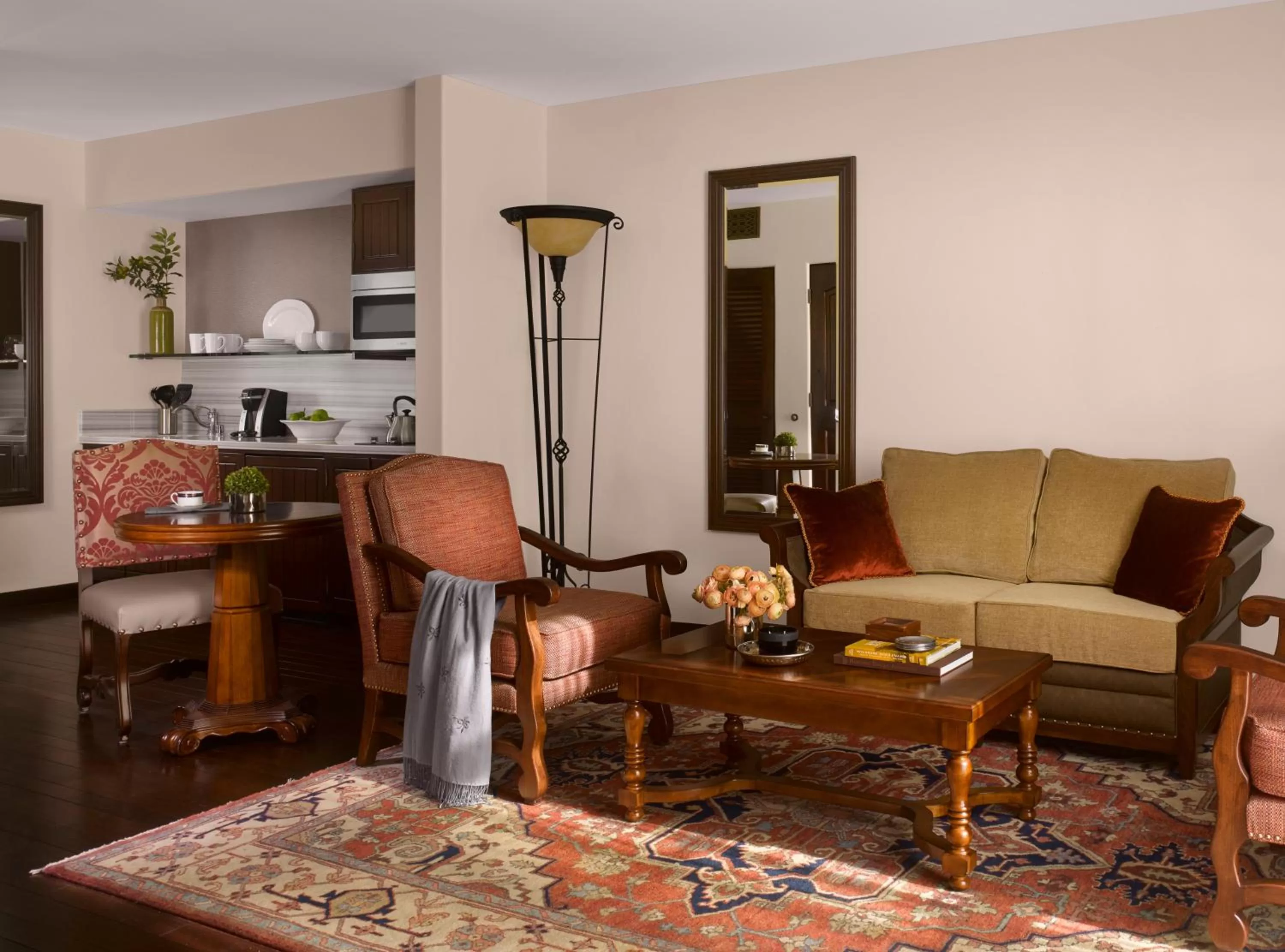 Living room in Plaza la Reina