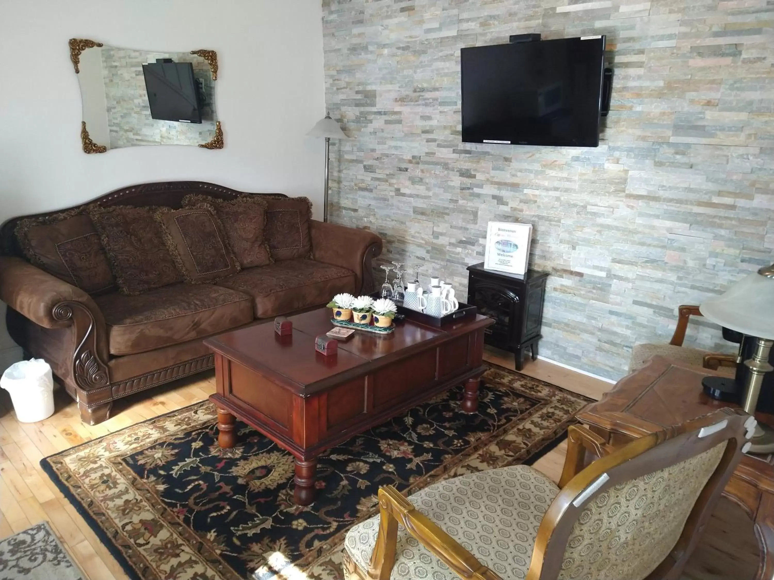 Living room, Seating Area in Au Coeur De Magog