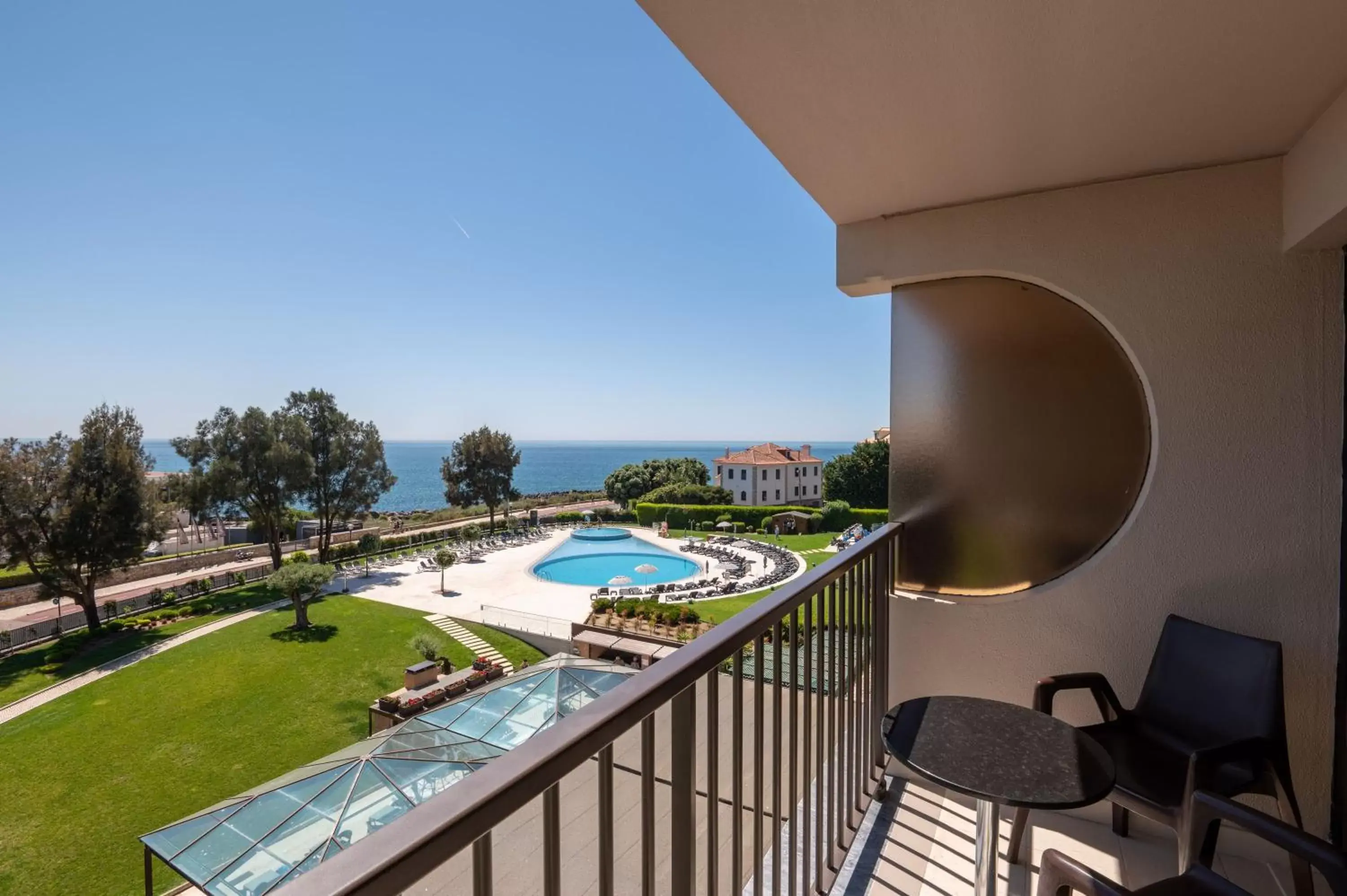 Pool View in Vila Gale Cascais