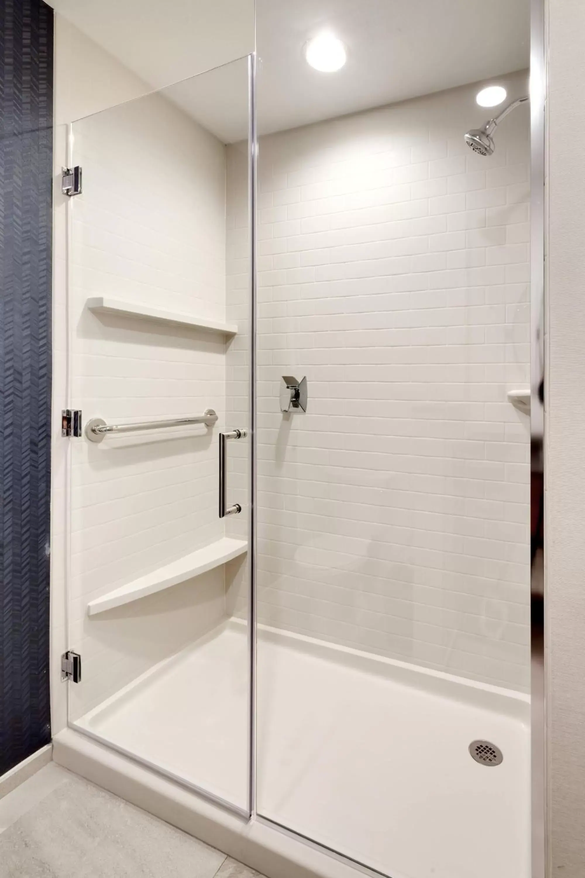 Bathroom in Fairfield Inn & Suites by Marriott Fort Smith