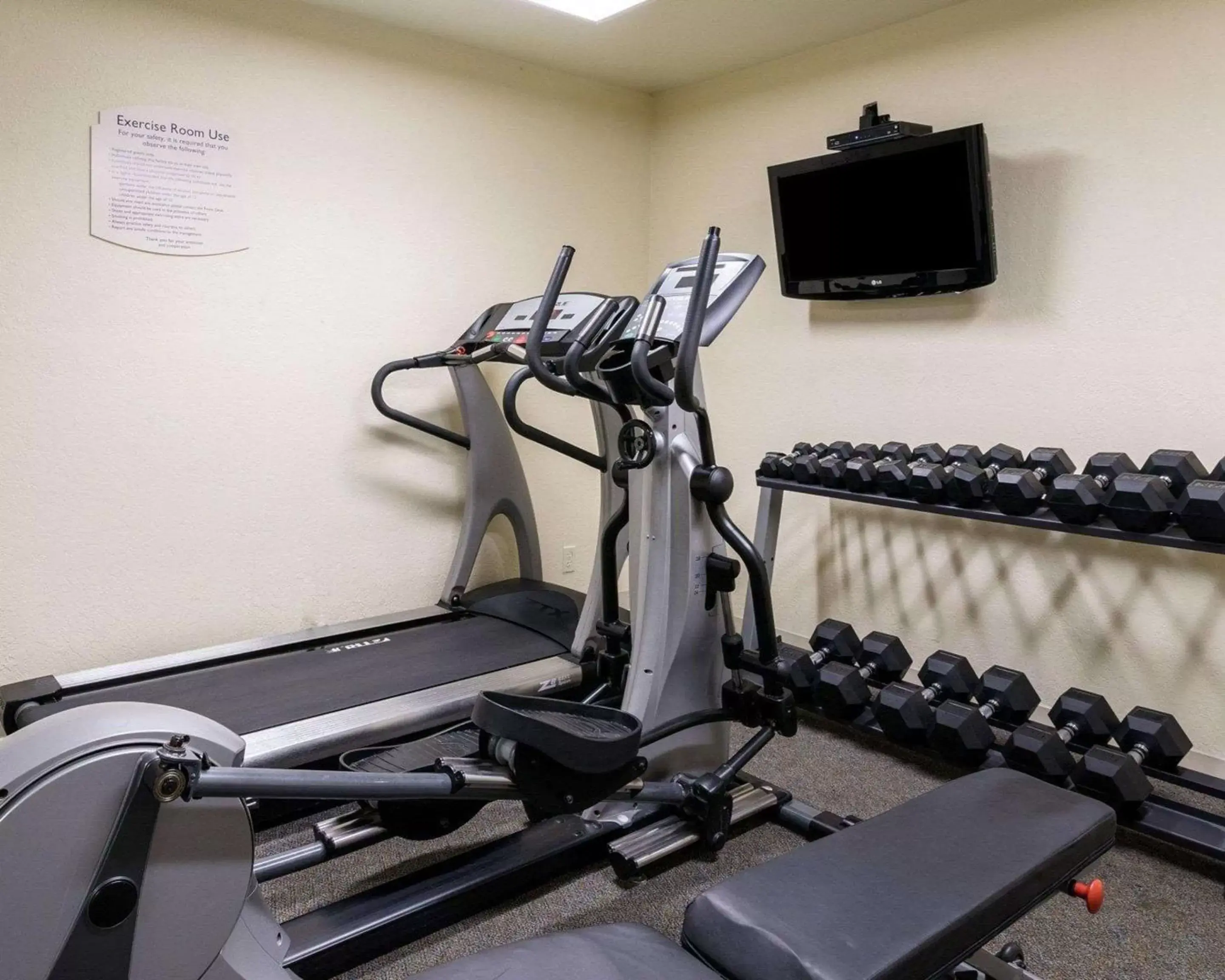 Fitness centre/facilities, Fitness Center/Facilities in Quality Inn Newark