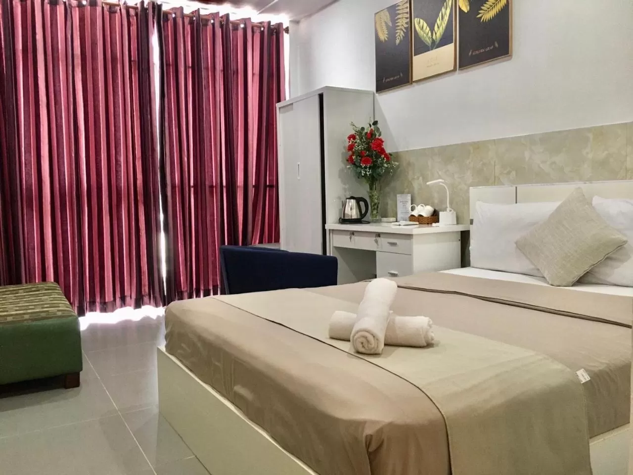 Bed in SaiGon CoZy Hotel "241 Pham Ngu Lao Street''