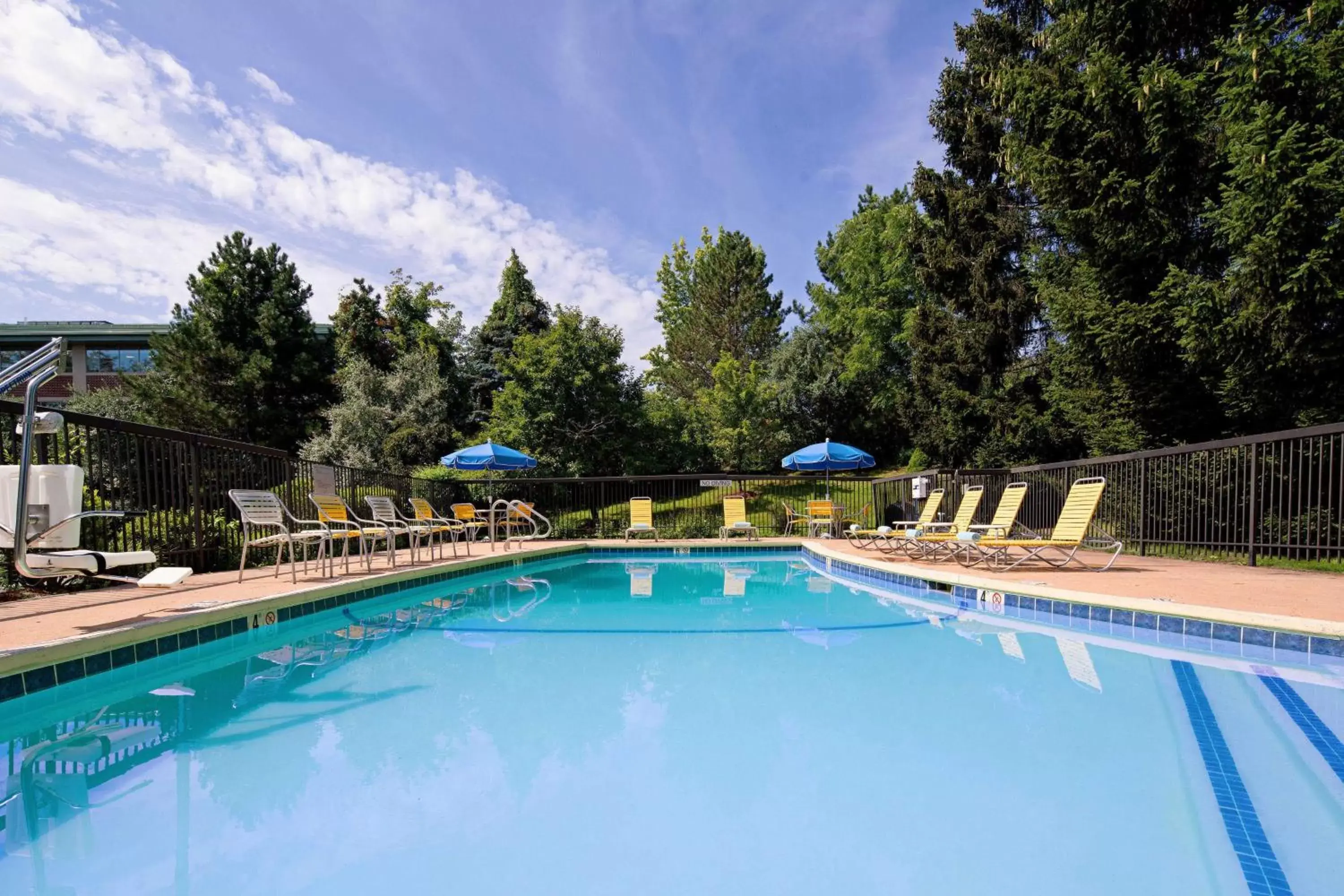 Swimming Pool in Fairfield Inn Boston Tewksbury/Andover