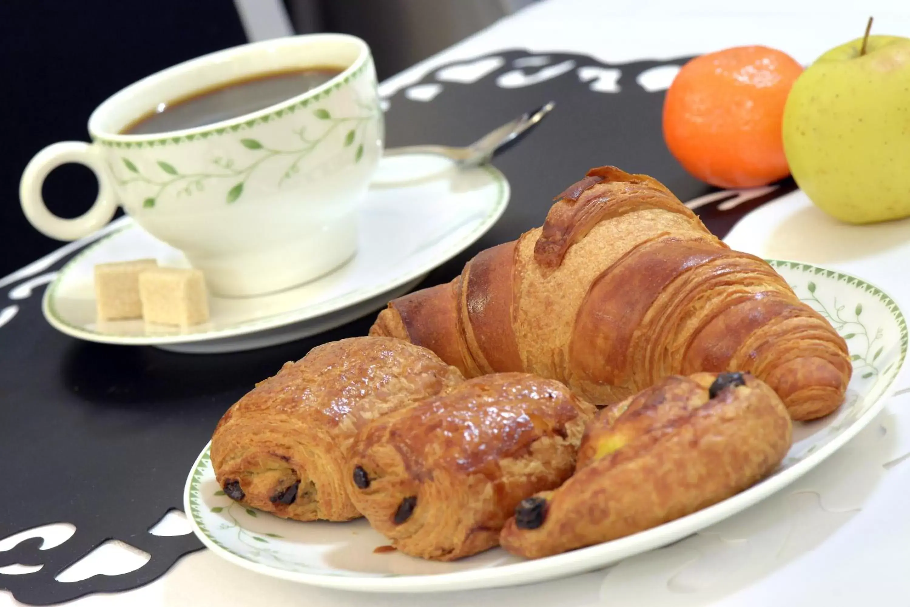 Food, Breakfast in Hôtel De France