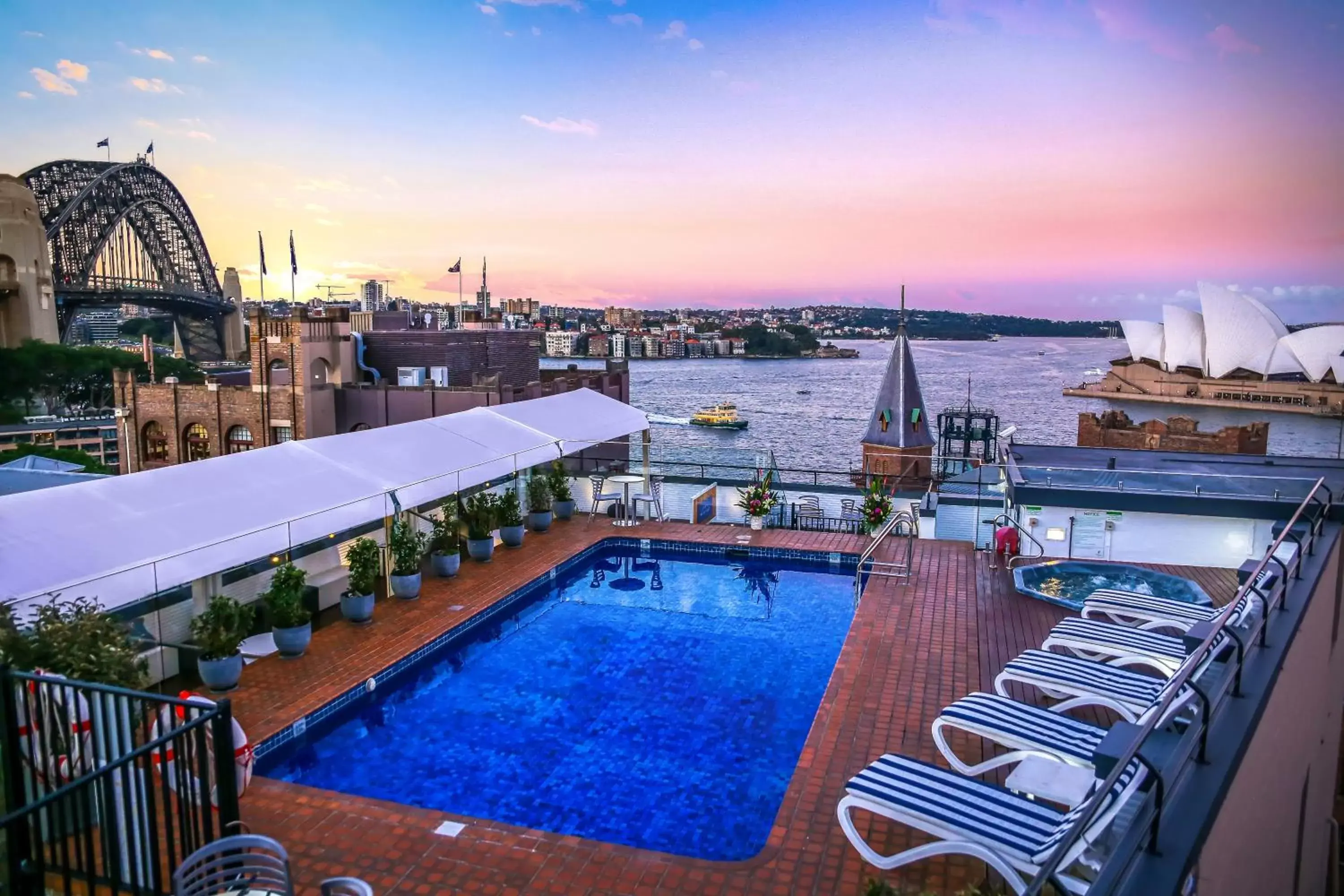 Bird's eye view, Swimming Pool in Rydges Sydney Harbour