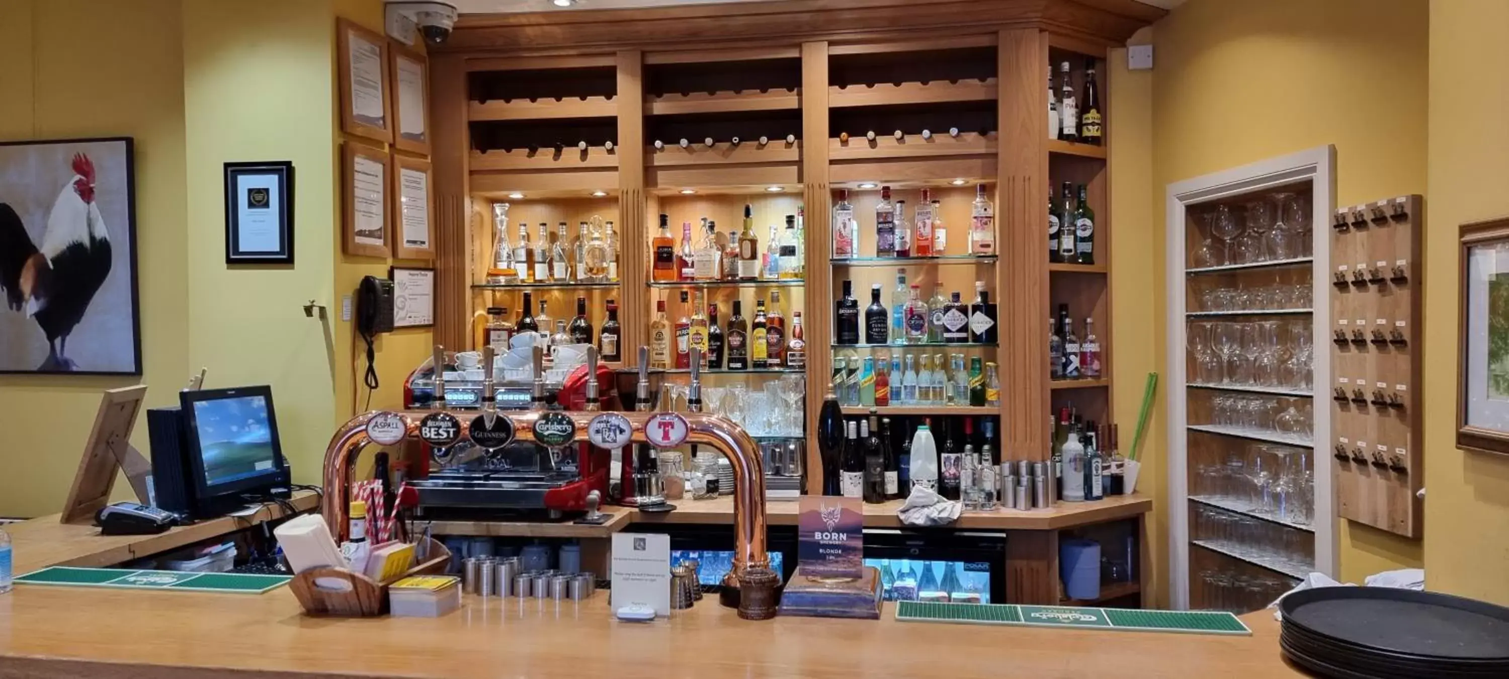 Lounge or bar in Buccleuch and Queensberry Arms Hotel