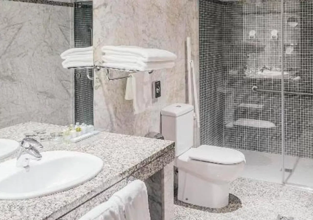 Bathroom in Parador de Baiona
