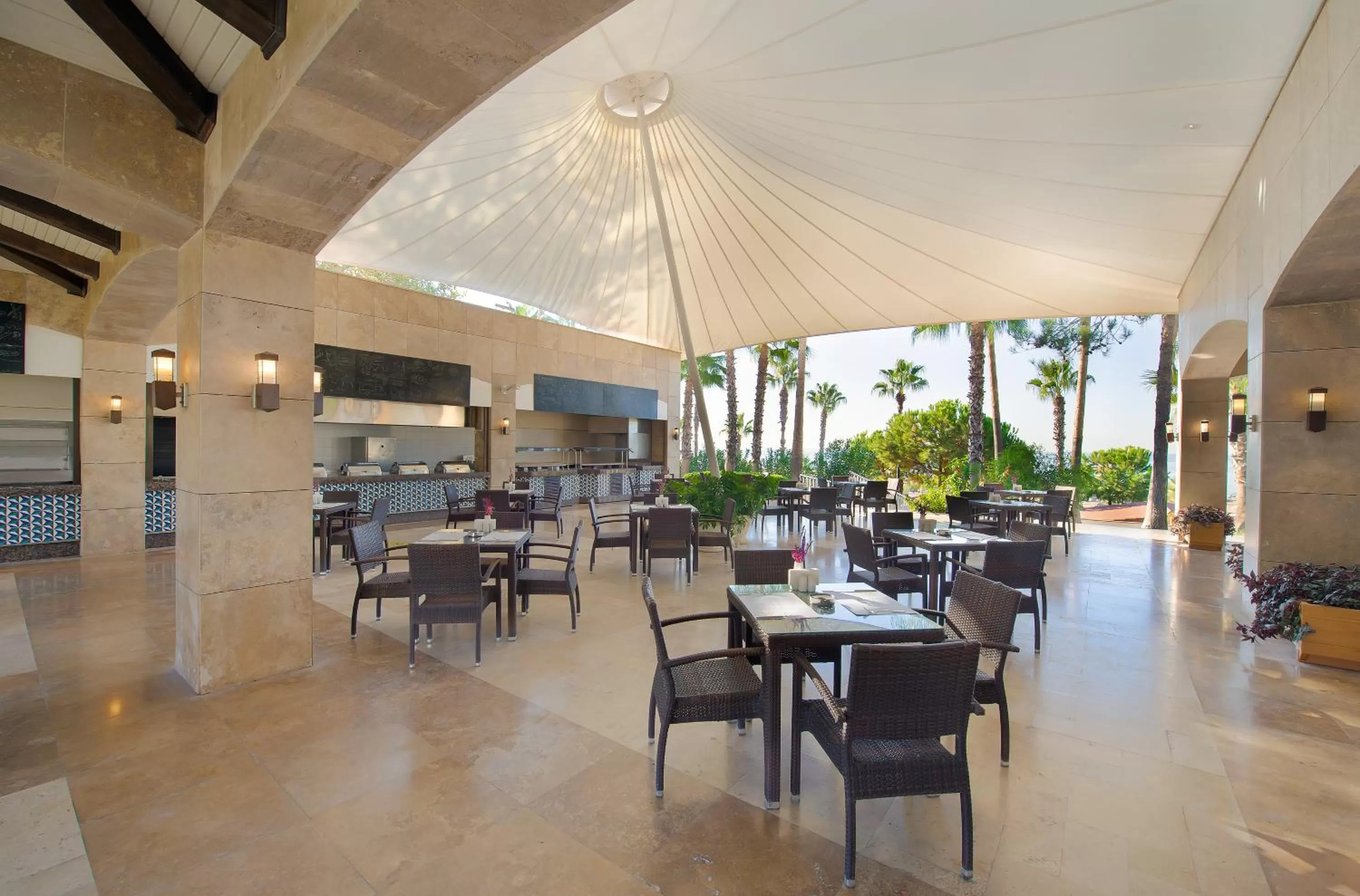 Lounge or bar in Kamelya Selin Hotel Luxury Resort & SPA