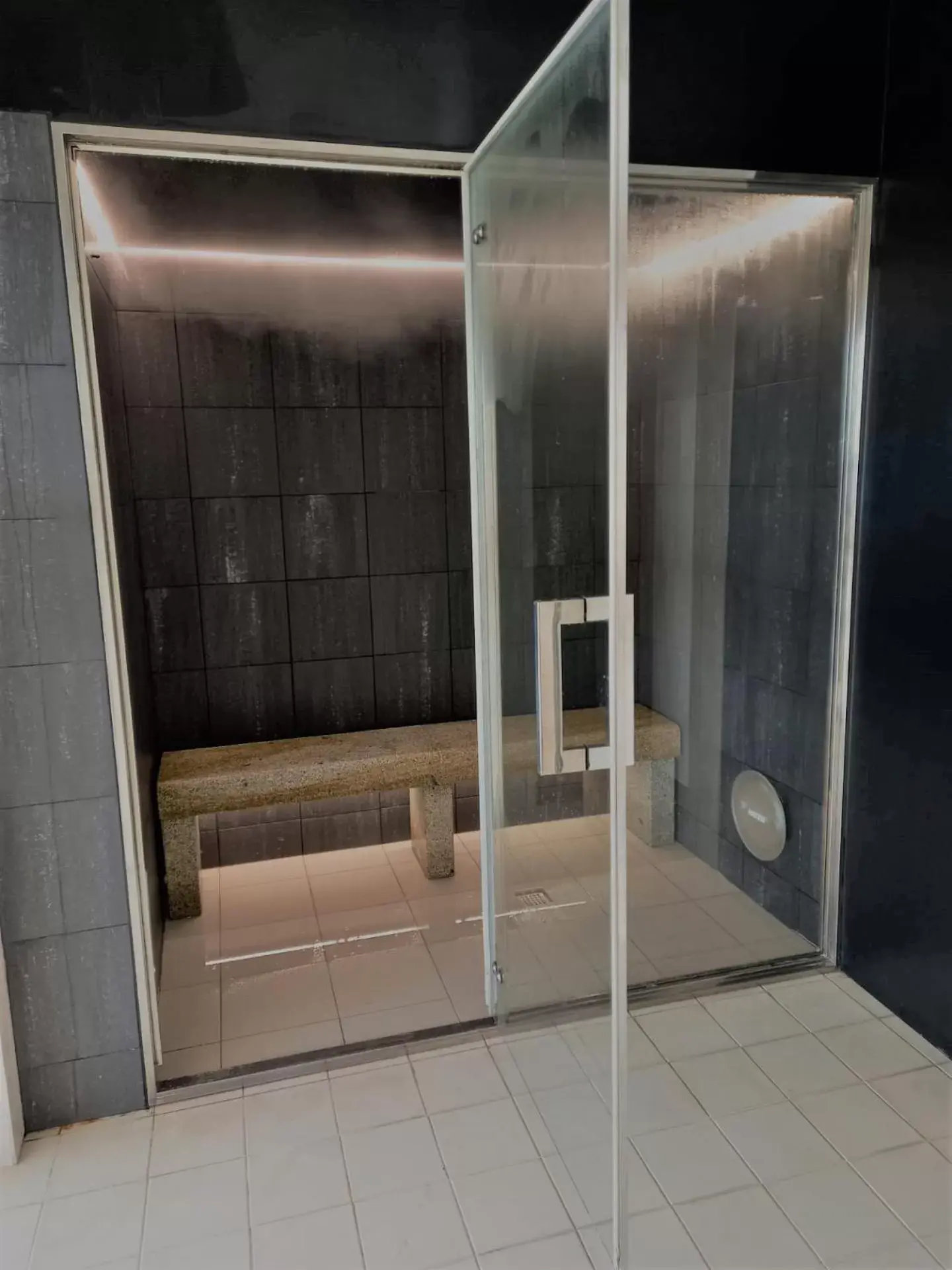 Steam room, Bathroom in Luna Arcos Hotel Nature & Wellness