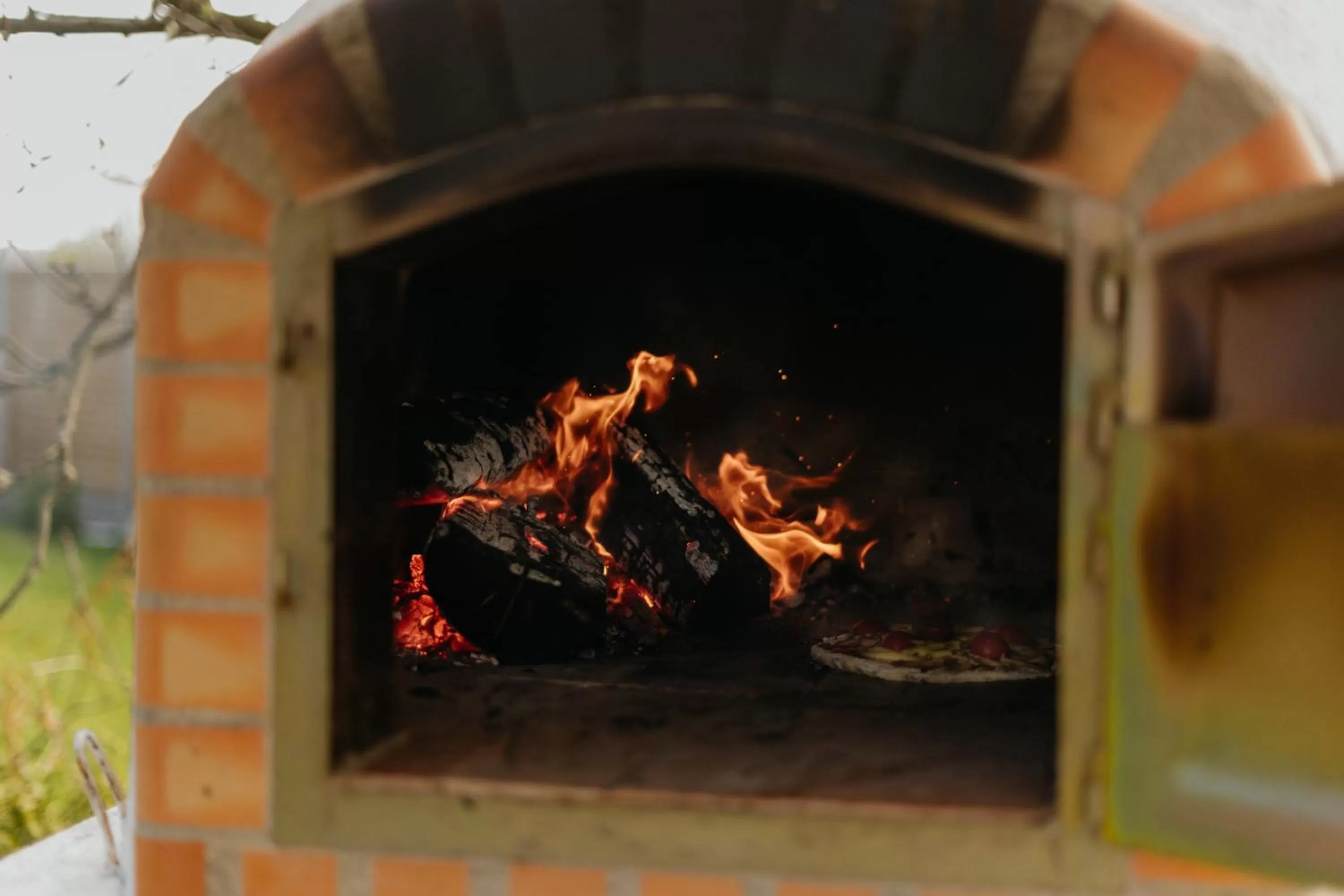 BBQ Facilities in Little England Retreats - Cottage, Yurt and Shepherd Huts