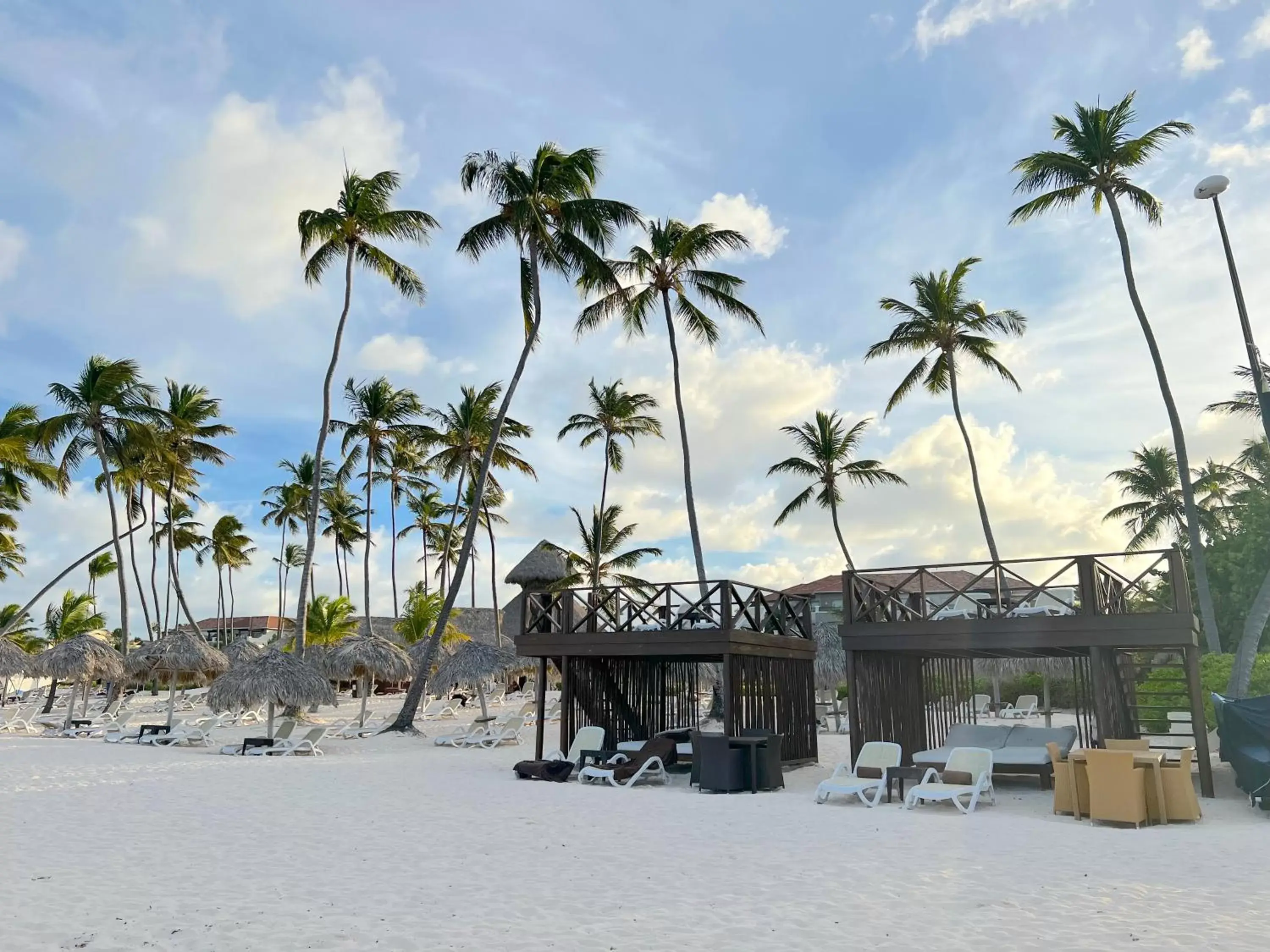 Beach in Caribbean Suites with Rooftop pool