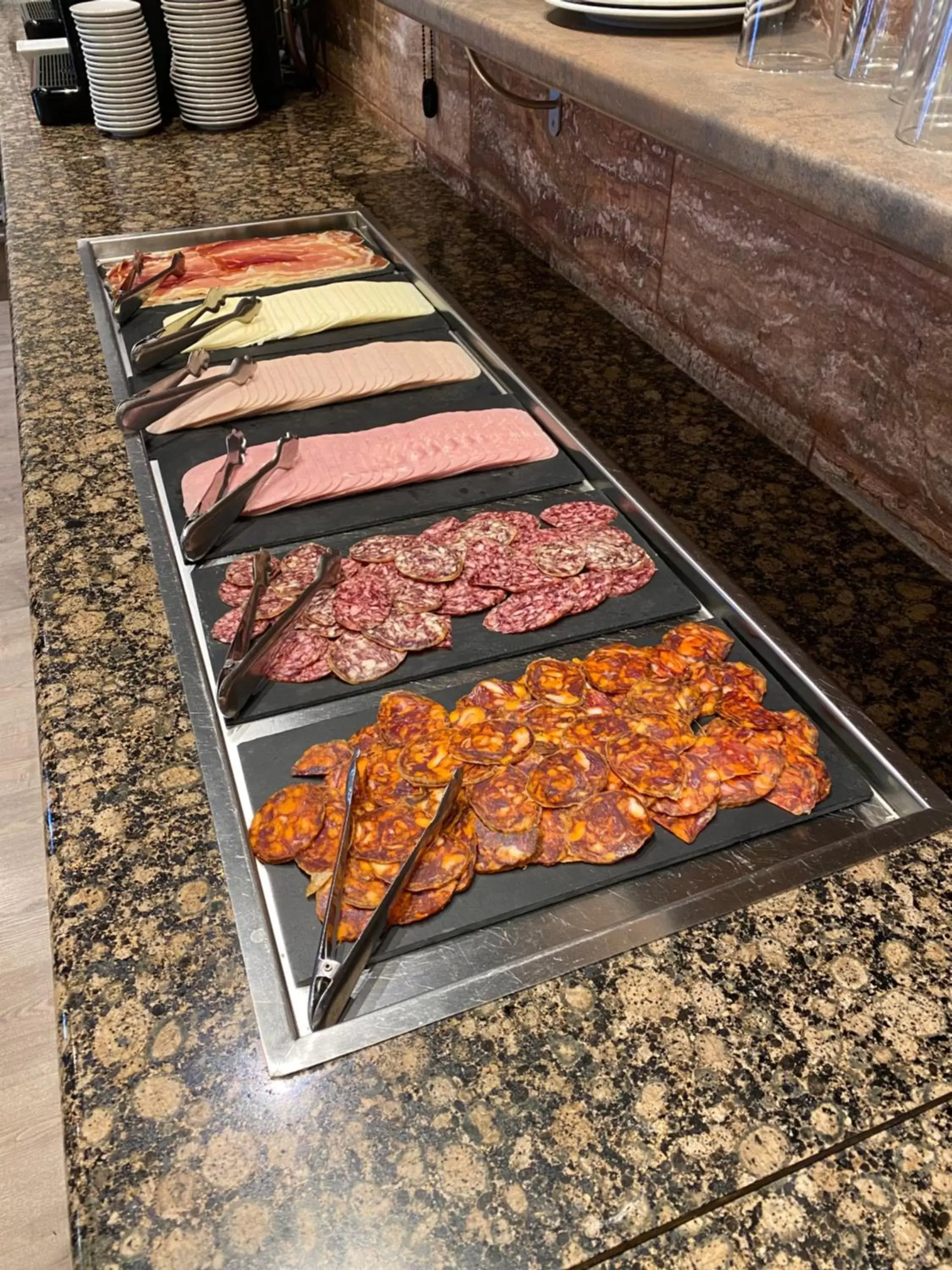 Breakfast, BBQ Facilities in Spa Hotel Ciudad de Teruel