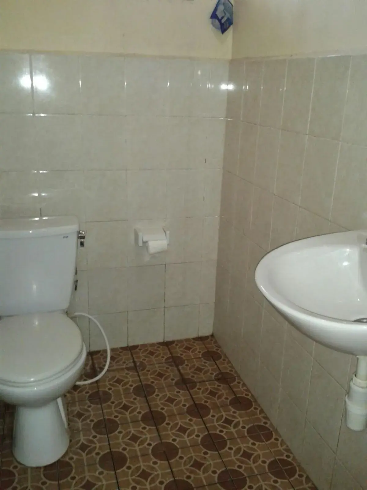 Bathroom in Waringin Homestay