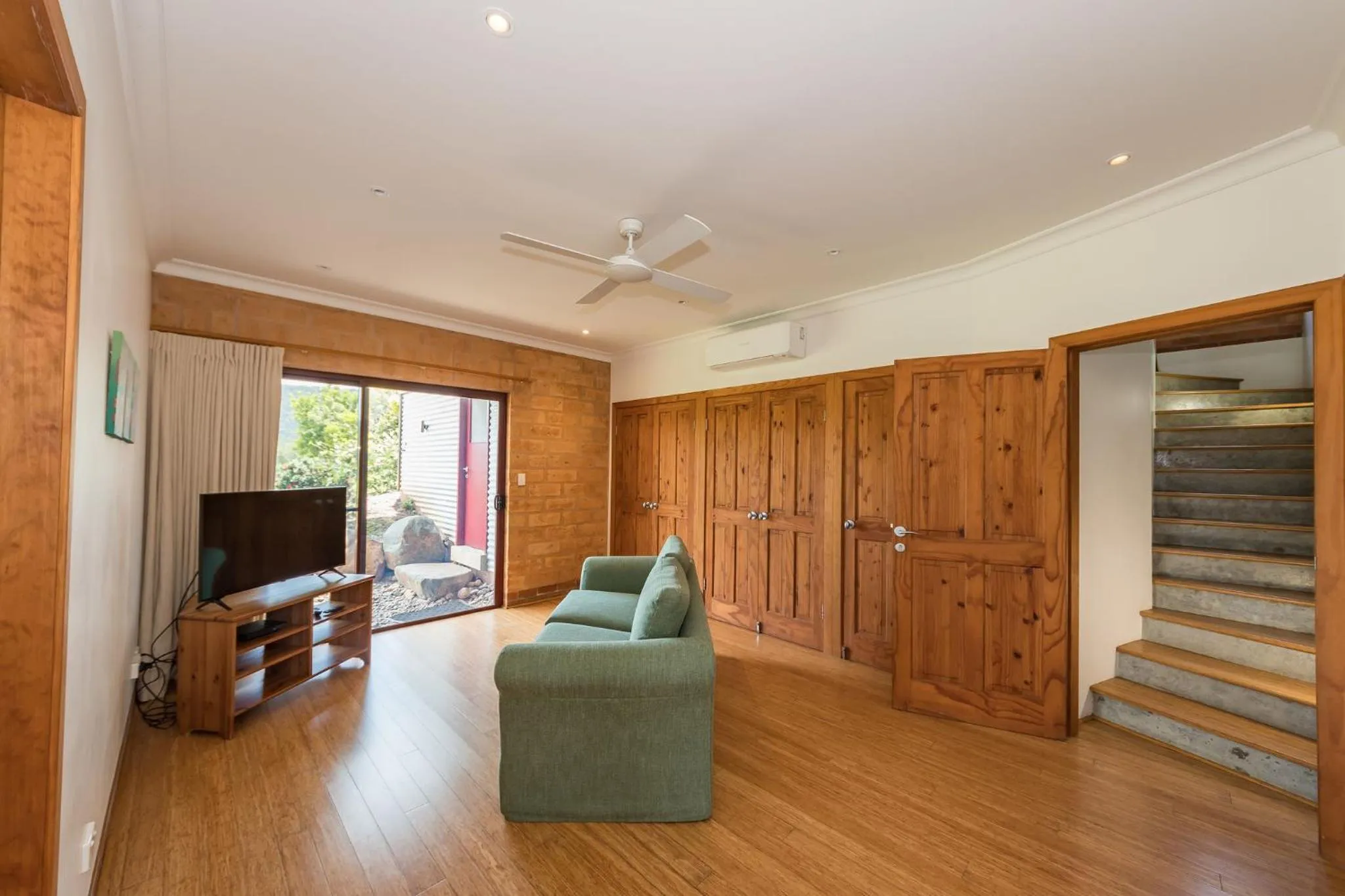 Living room in Clarendon Forest Retreat
