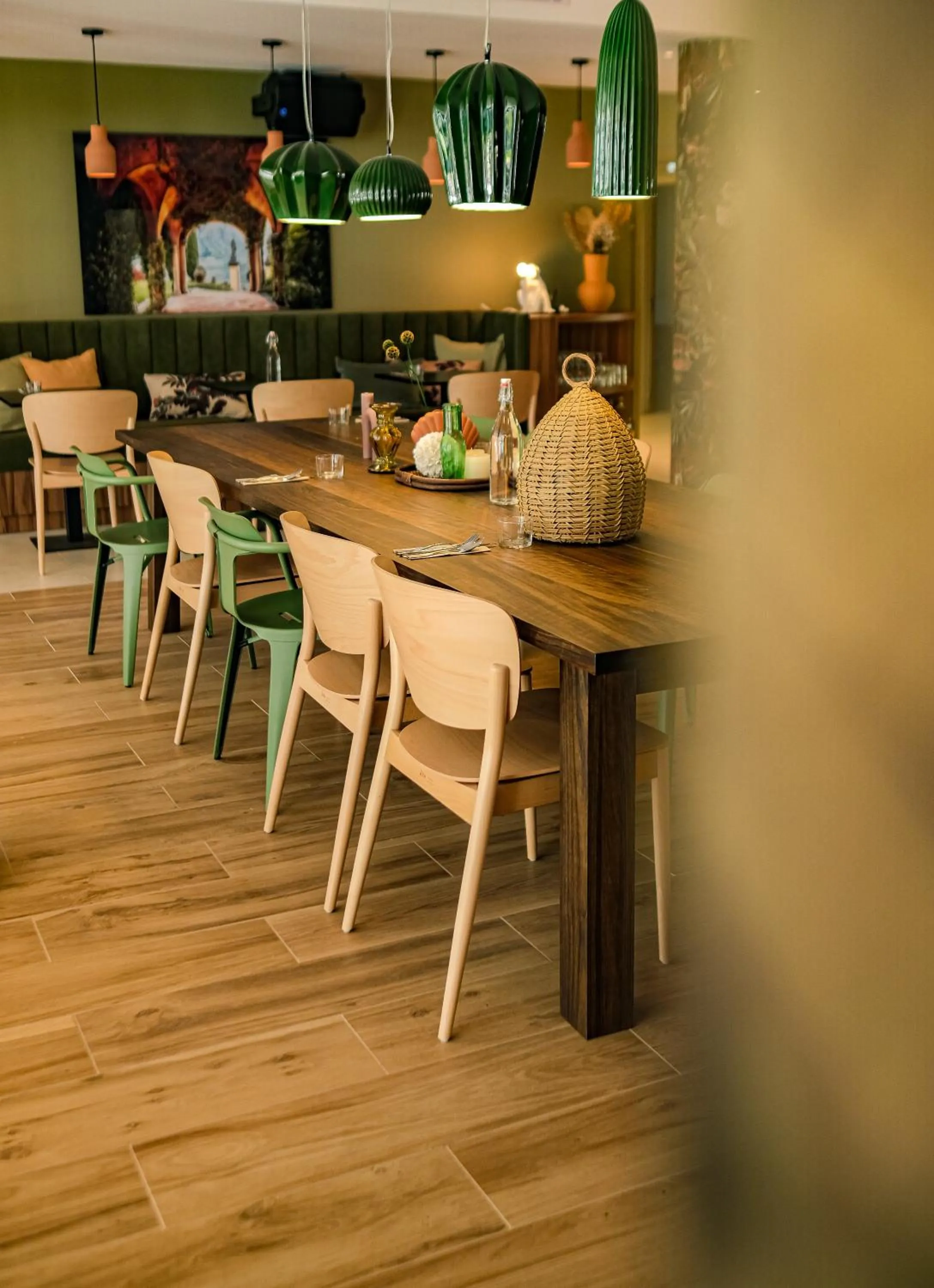 Restaurant/places to eat in Live Hotels Bordeaux Lac