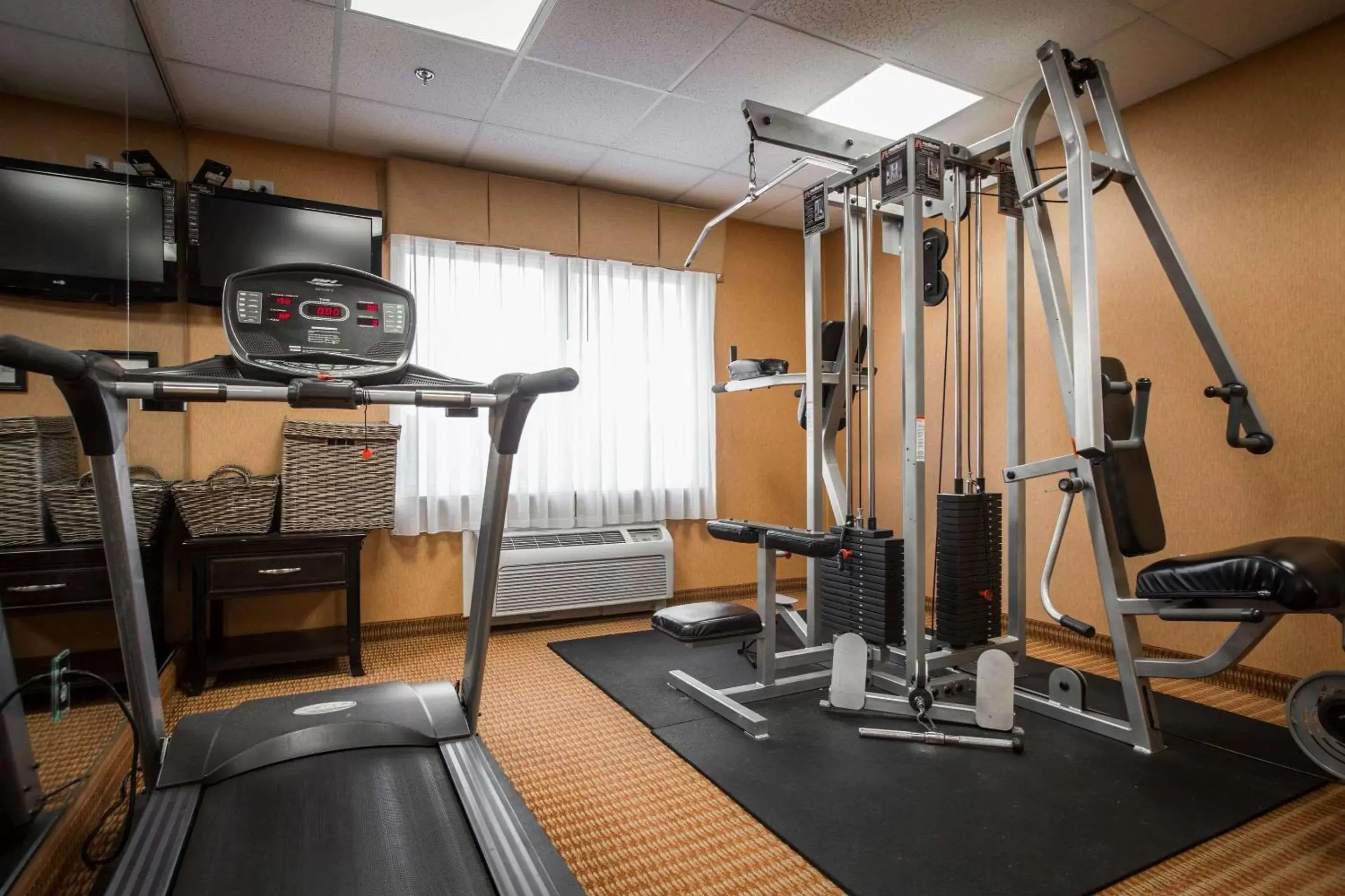 Fitness centre/facilities, Fitness Center/Facilities in Comfort Inn & Suites Gordon HWY