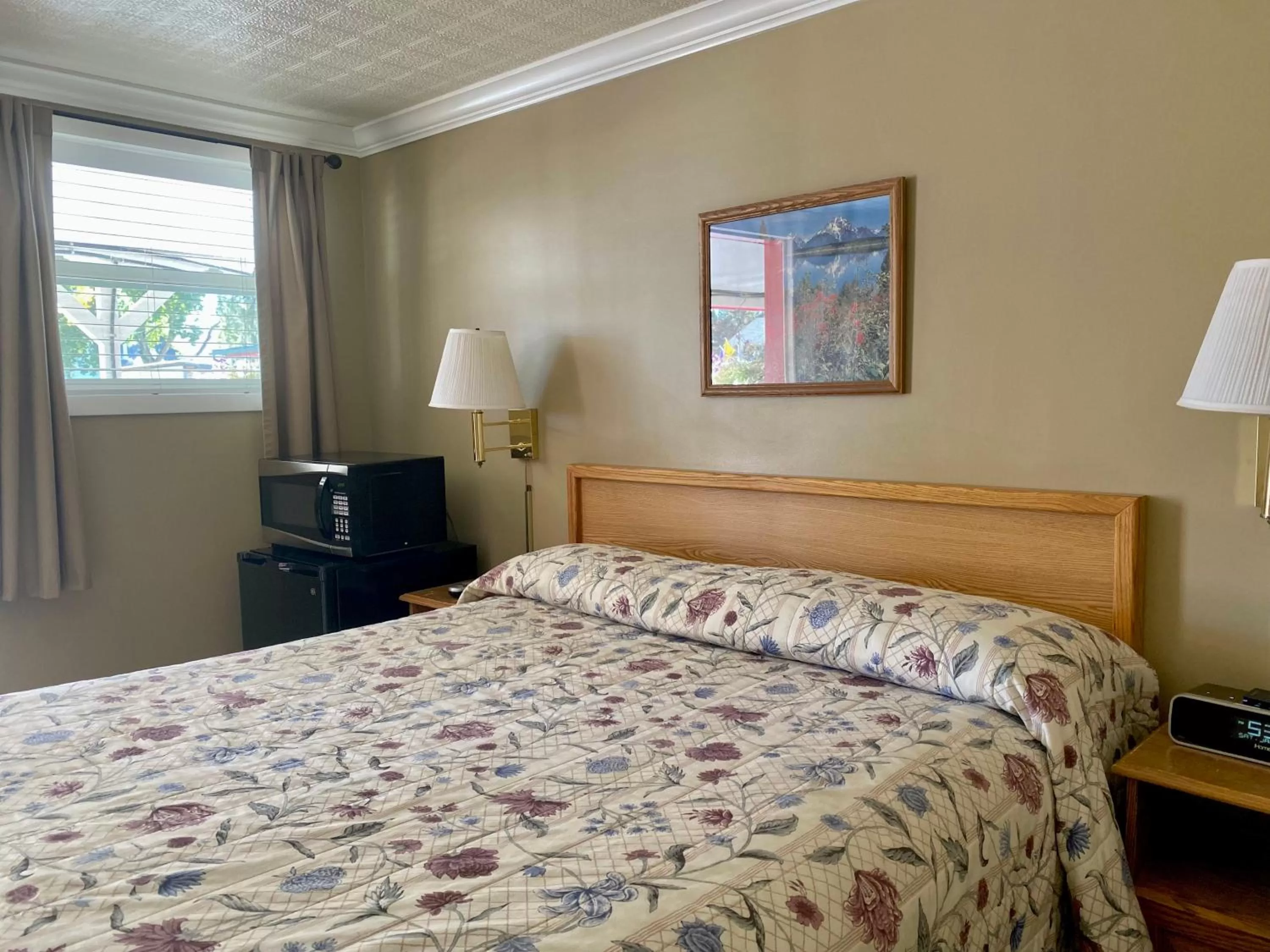 Bed in Greybull Motel