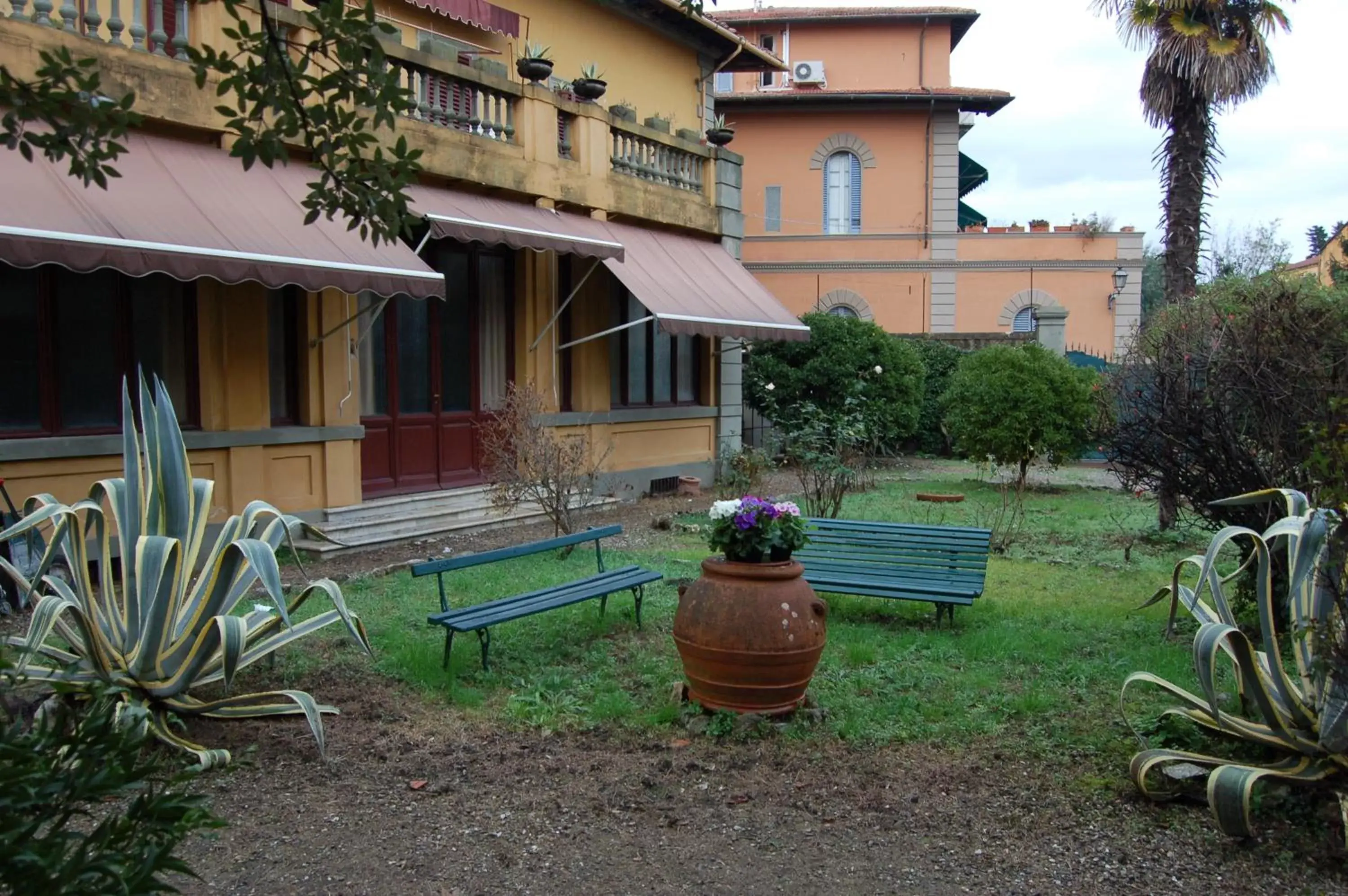 Garden, Property Building in B&B Antica Piazza dei Miracoli