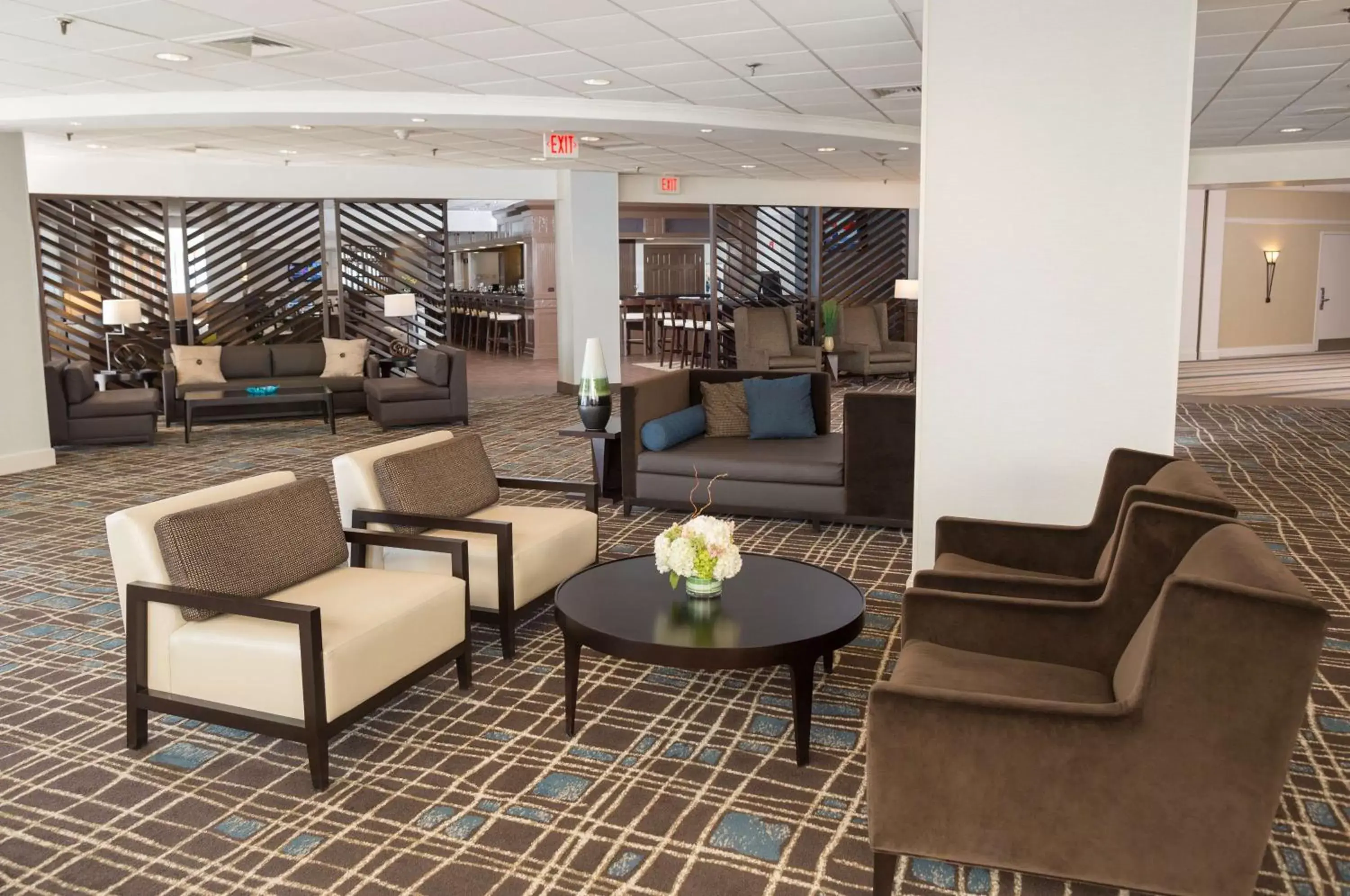 Lobby or reception, Lobby/Reception in DoubleTree by Hilton Boston/Westborough