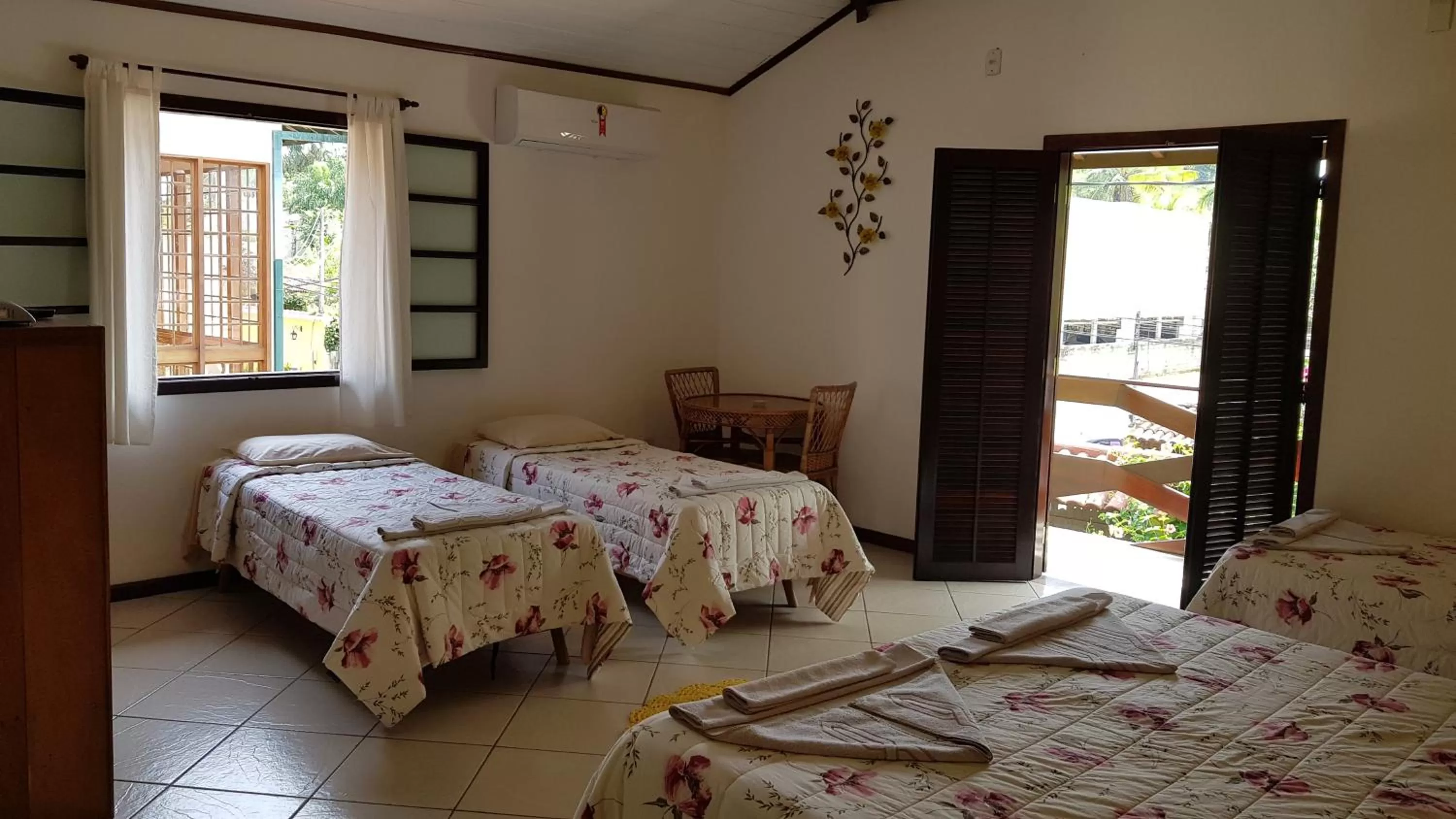 On site, Bed in Pousada Flor de Paraty