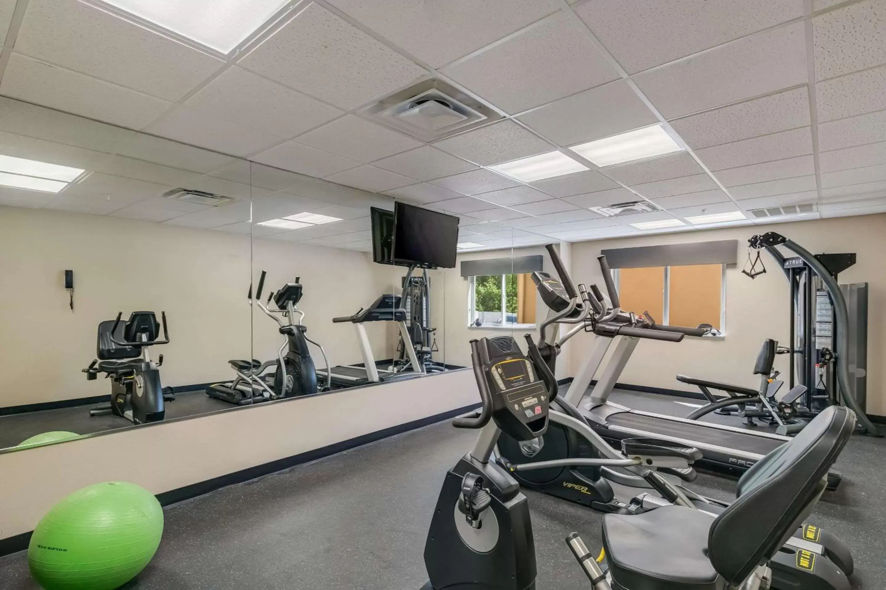 Spa and wellness centre/facilities, Fitness Center/Facilities in Quality Inn & Suites