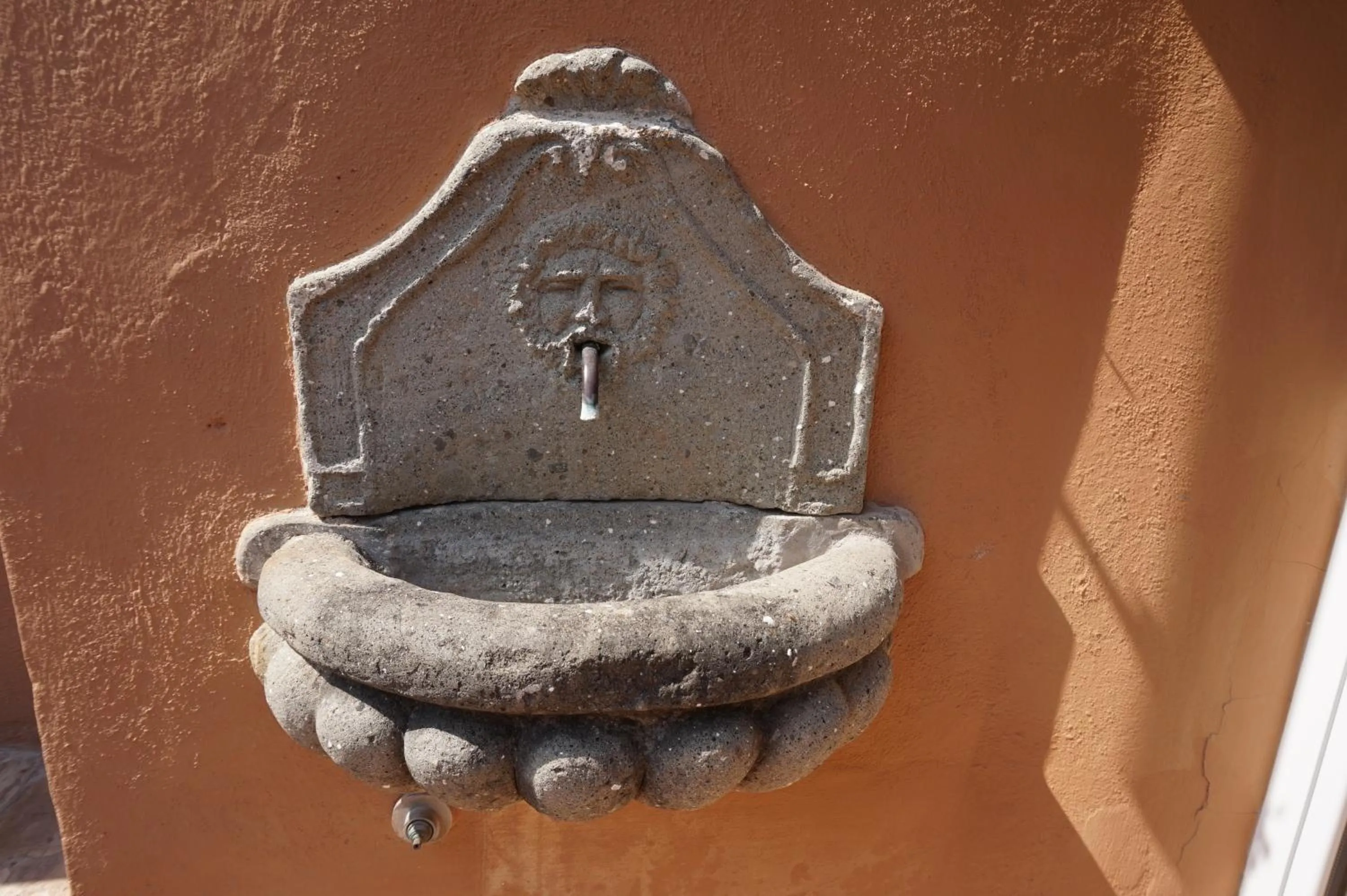 Decorative detail in Luxury Trastevere