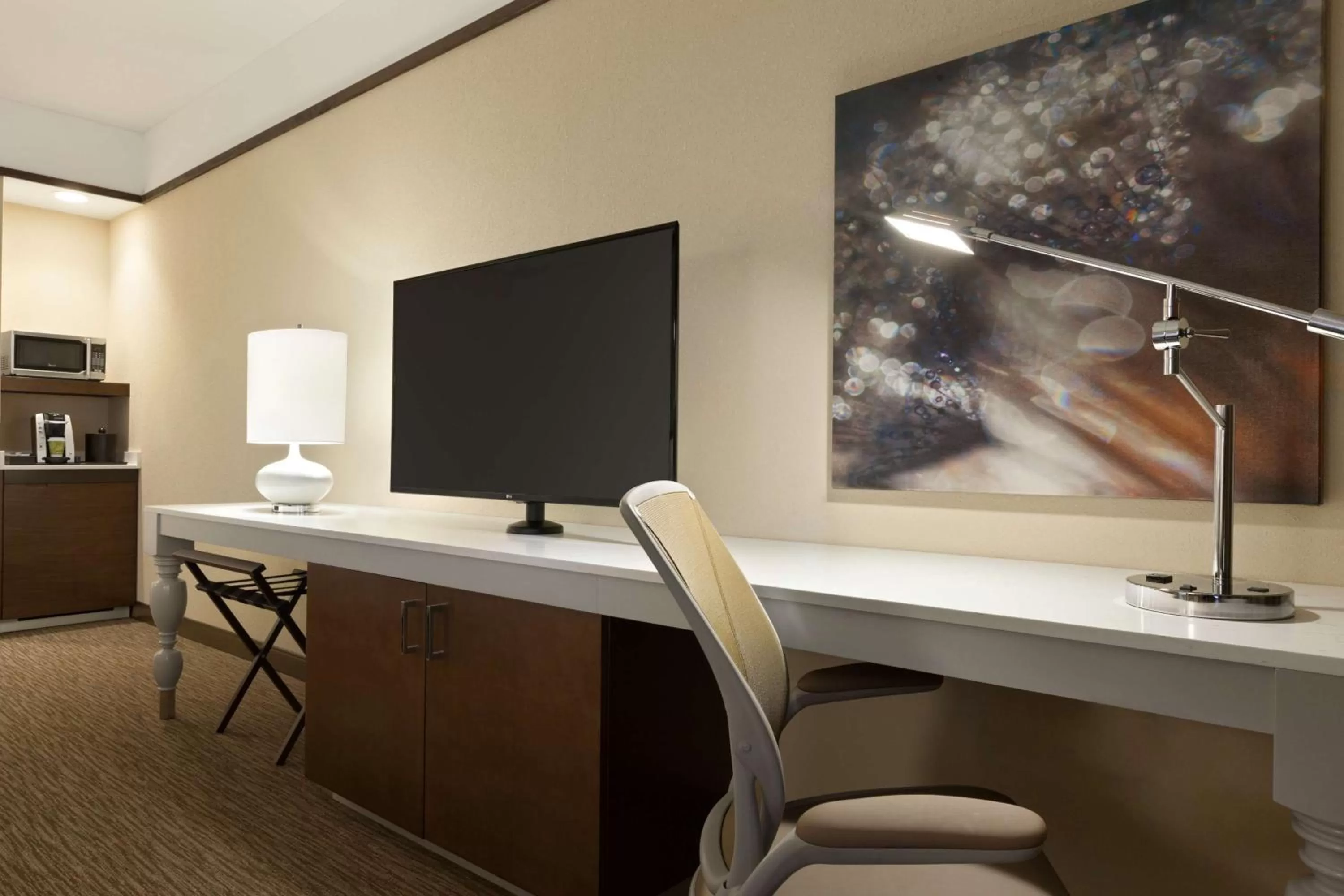 Bedroom in Hilton Garden Inn Charlotte Southpark