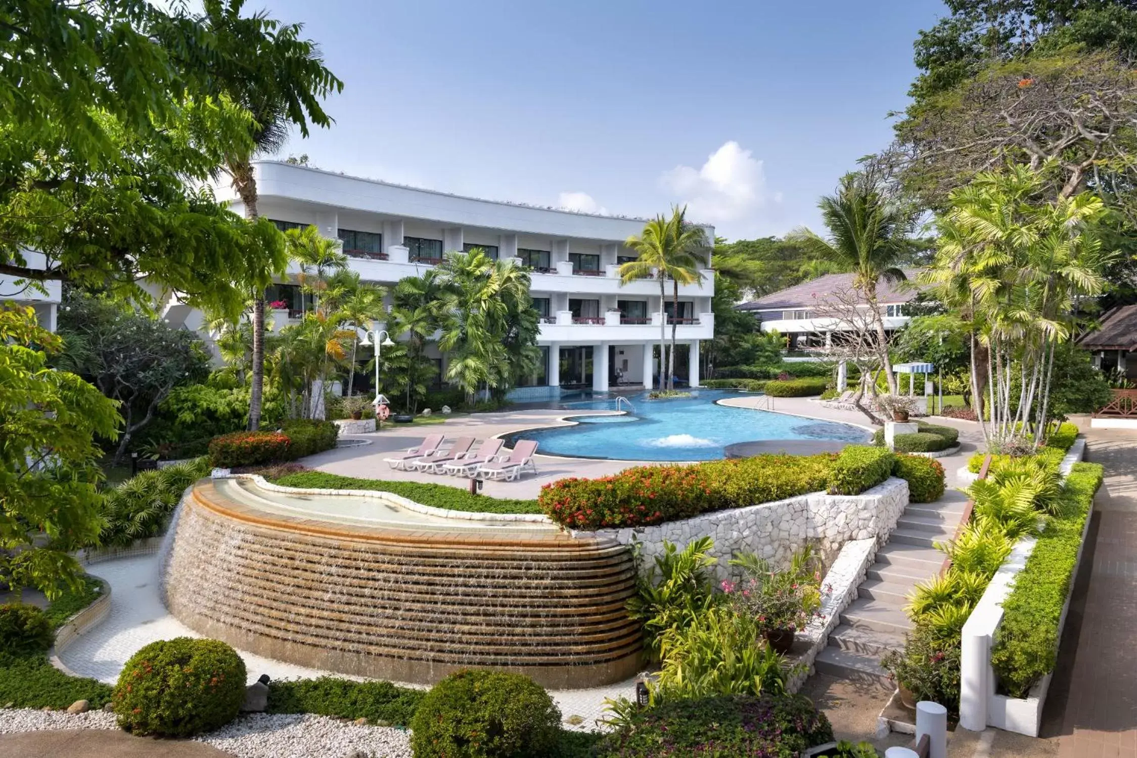 Property building, Swimming Pool in Novotel Rayong Rim Pae Resort