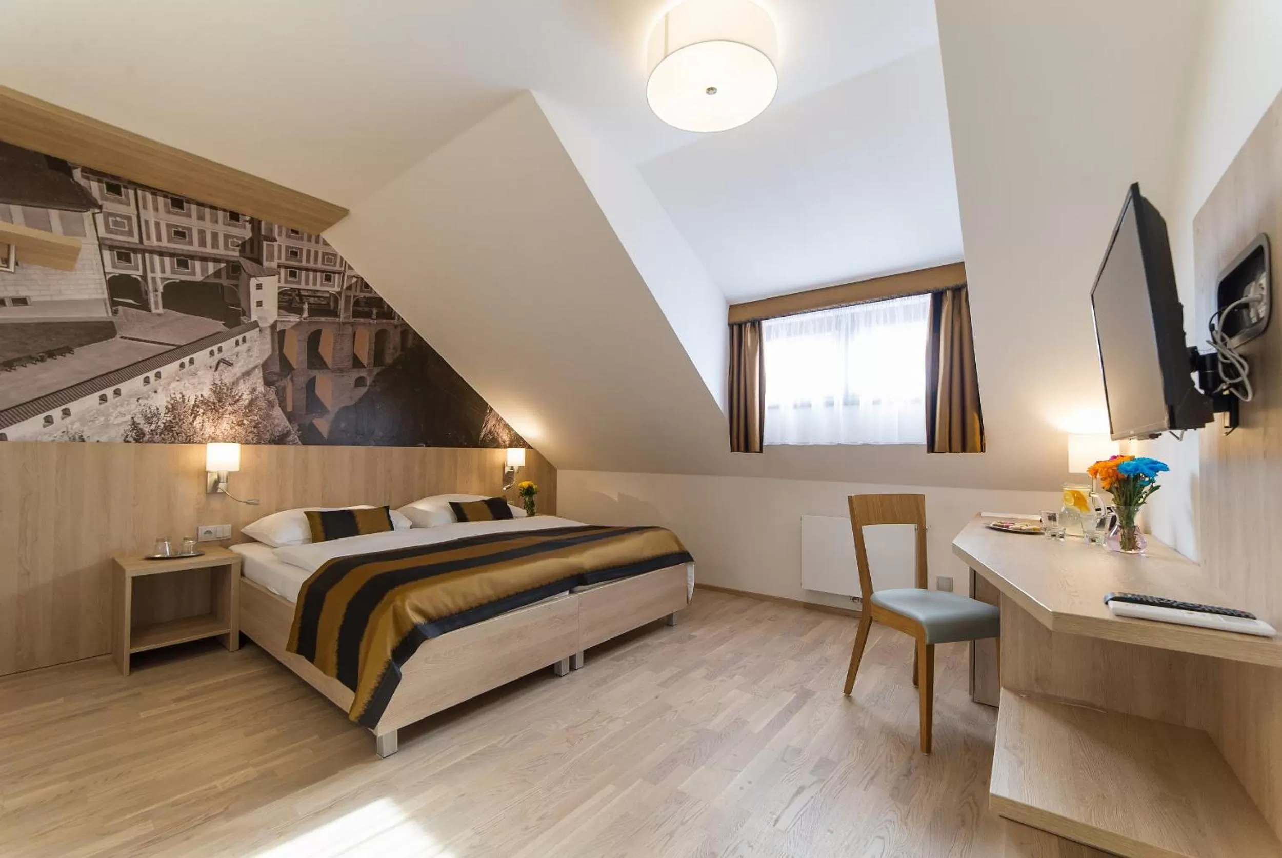 Bed in Garni hotel Castle Bridge