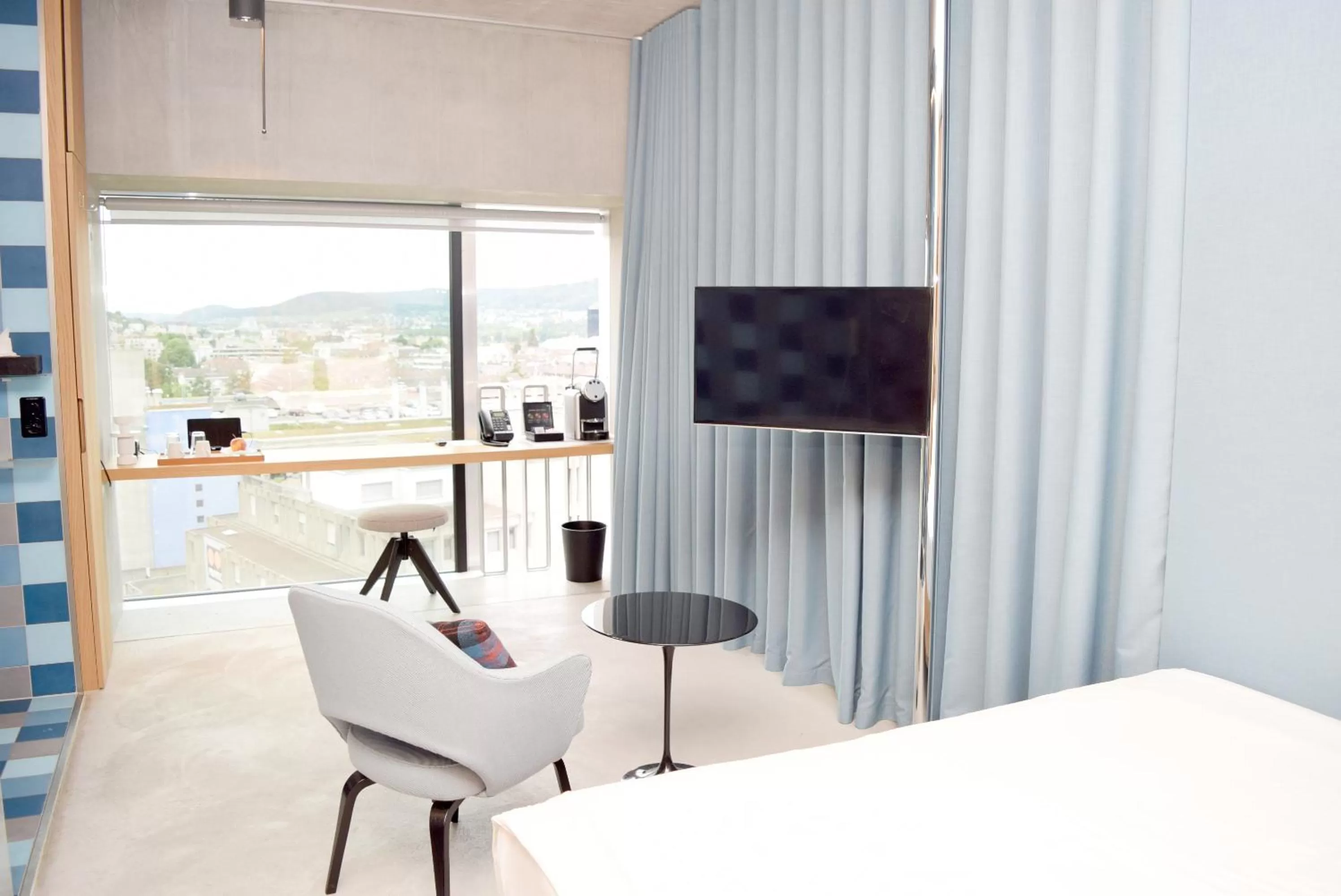 TV and multimedia, Bed in Placid Hotel Design & Lifestyle Zurich