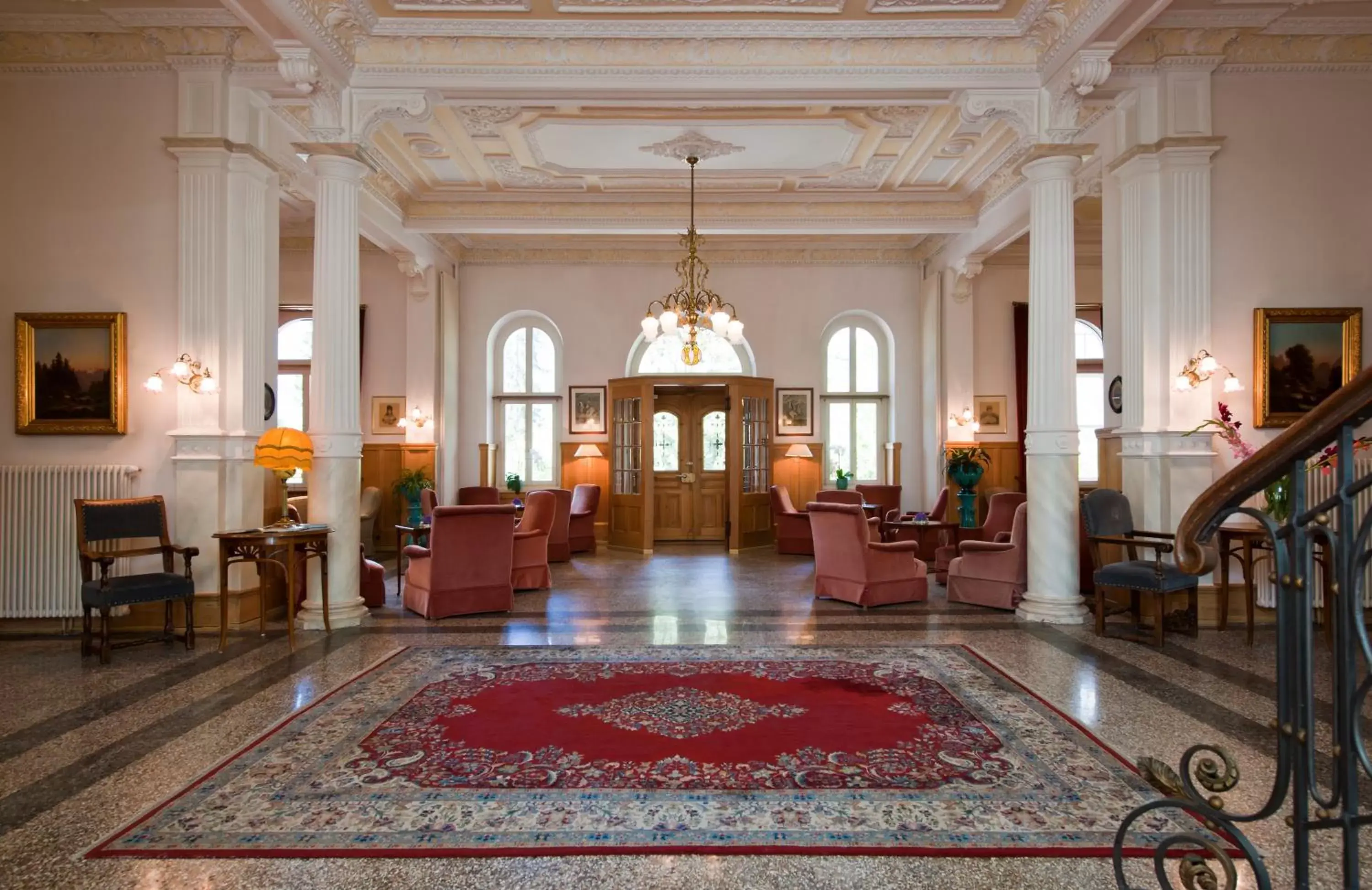 Lobby or reception in Romantik Hotel Schweizerhof & Spa