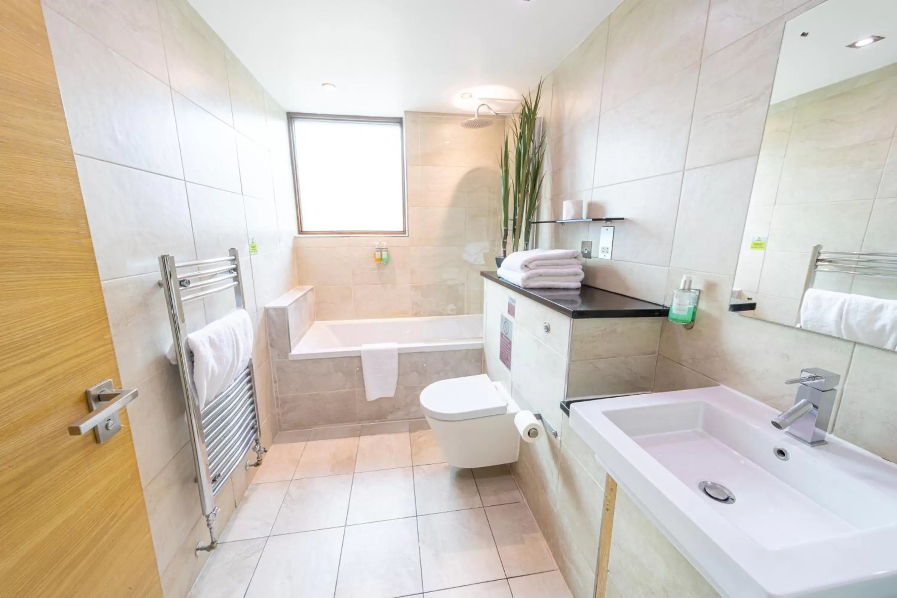 Bathroom in Posh Pads - Liverpool 1 - Apart-Hotel