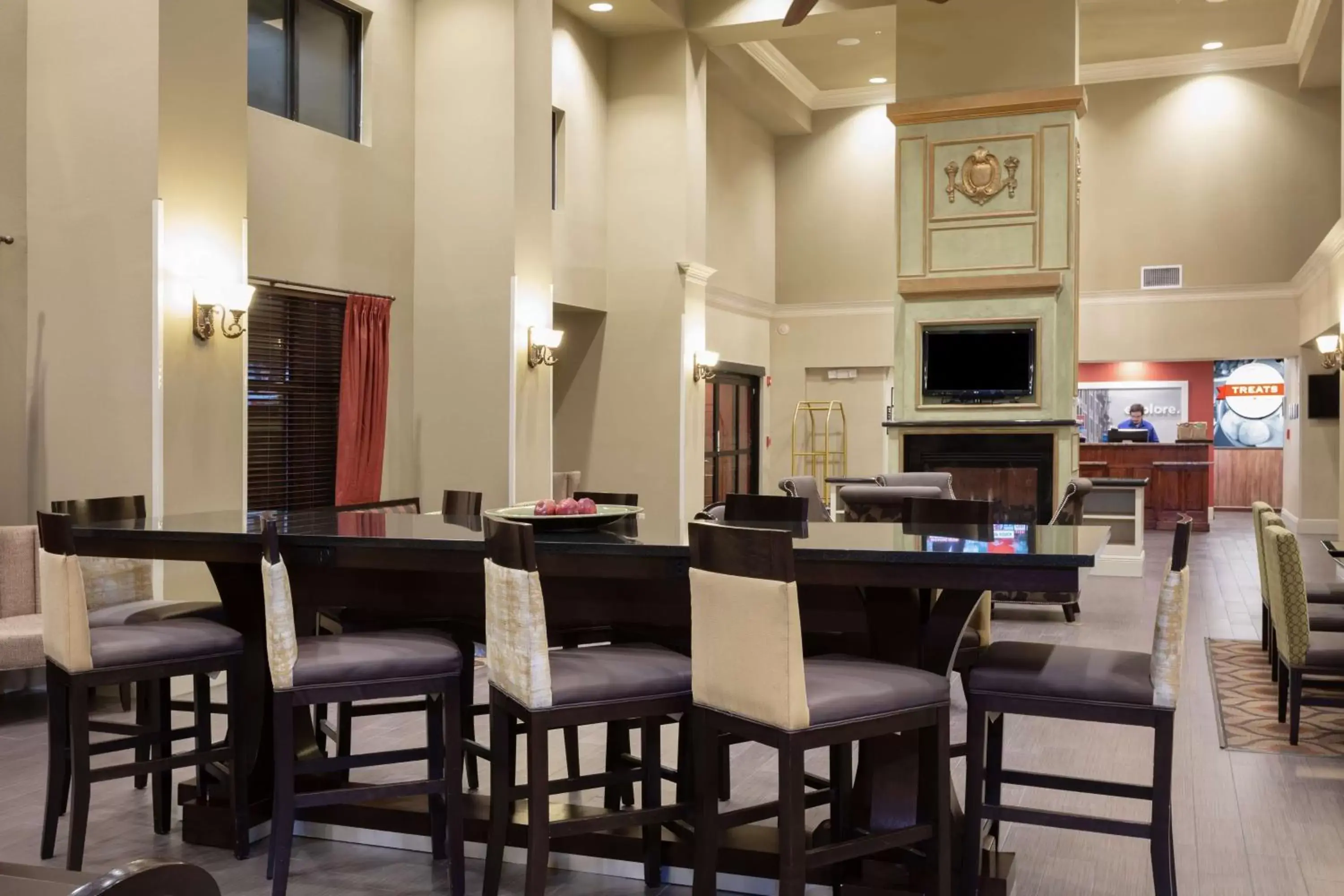 Lobby or reception, Restaurant/Places to Eat in Hampton Inn & Suites Baton Rouge - I-10 East