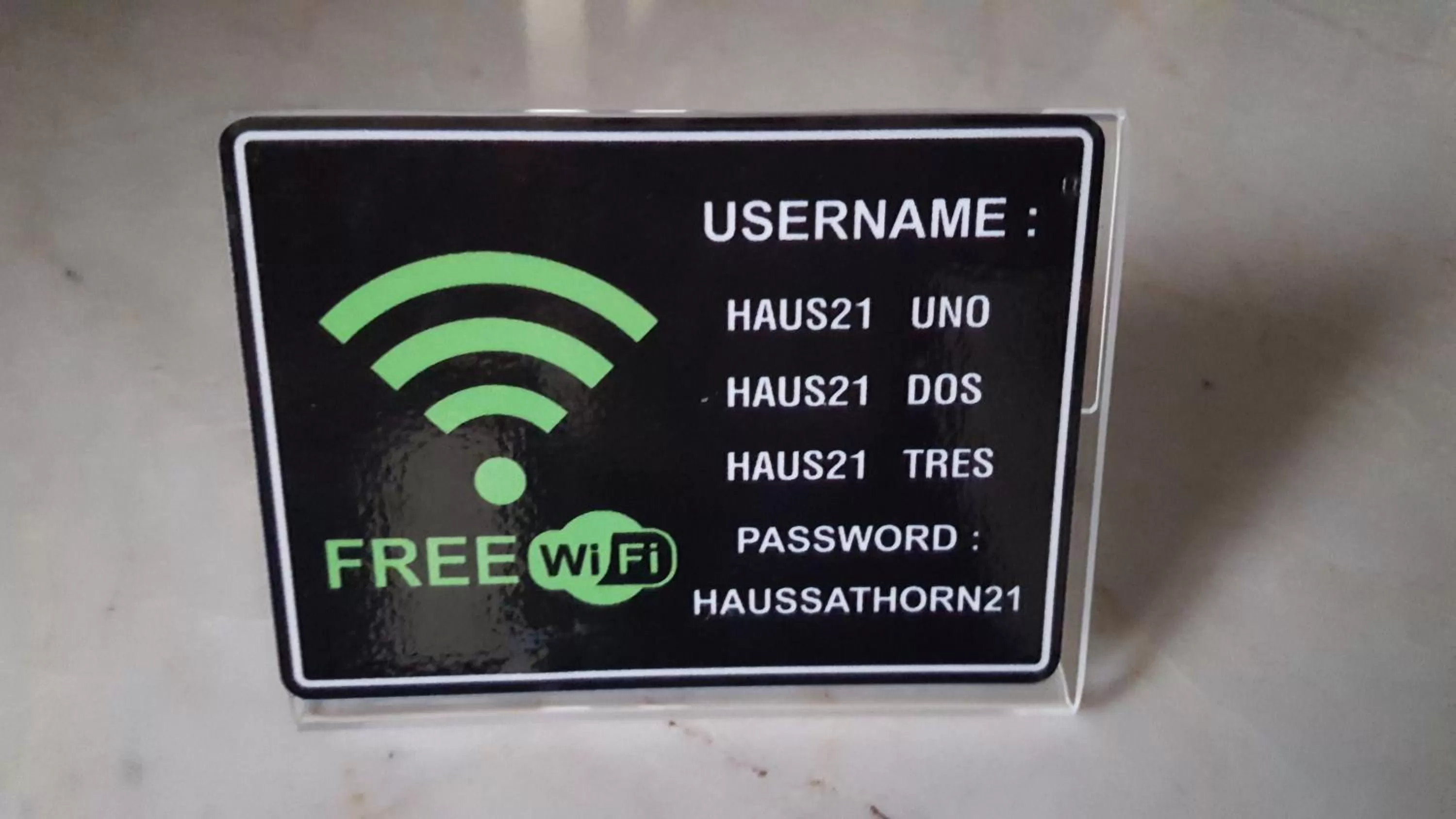 Haus Sathorn 21 Bed and Breakfast