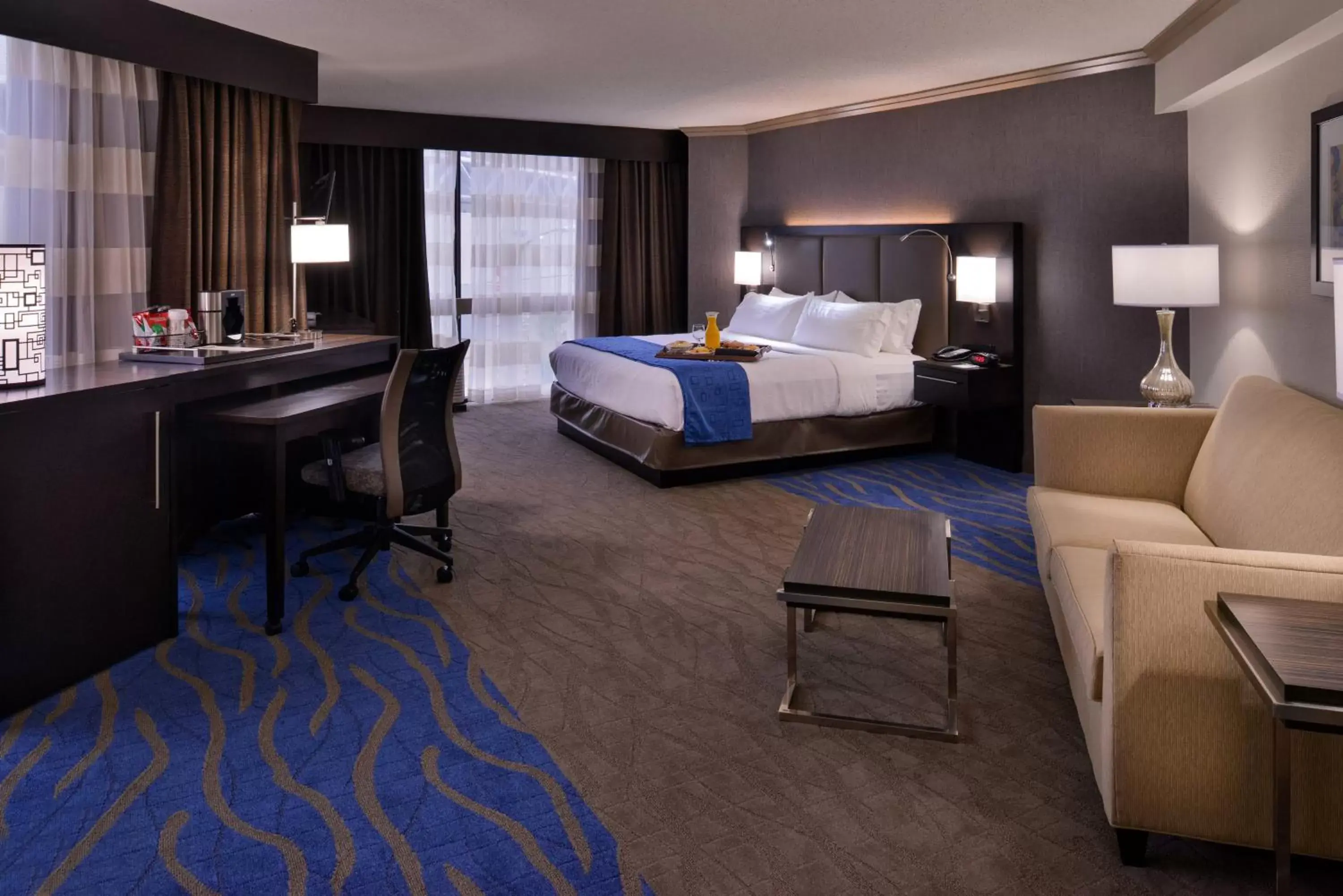 Photo of the whole room in Holiday Inn St Louis Downtown/Convention Center, an IHG Hotel