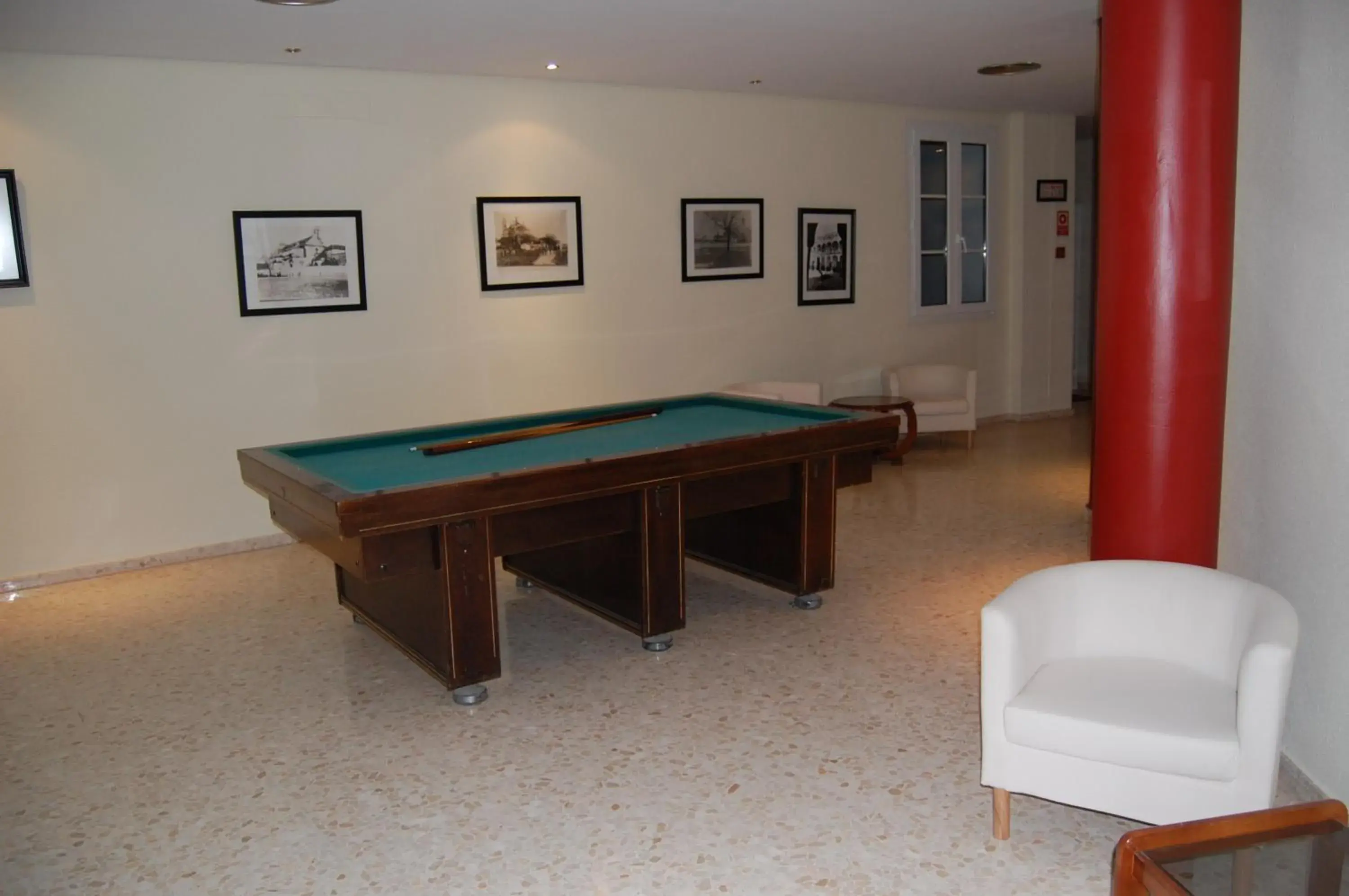 Other, Billiards in Hotel Castillo