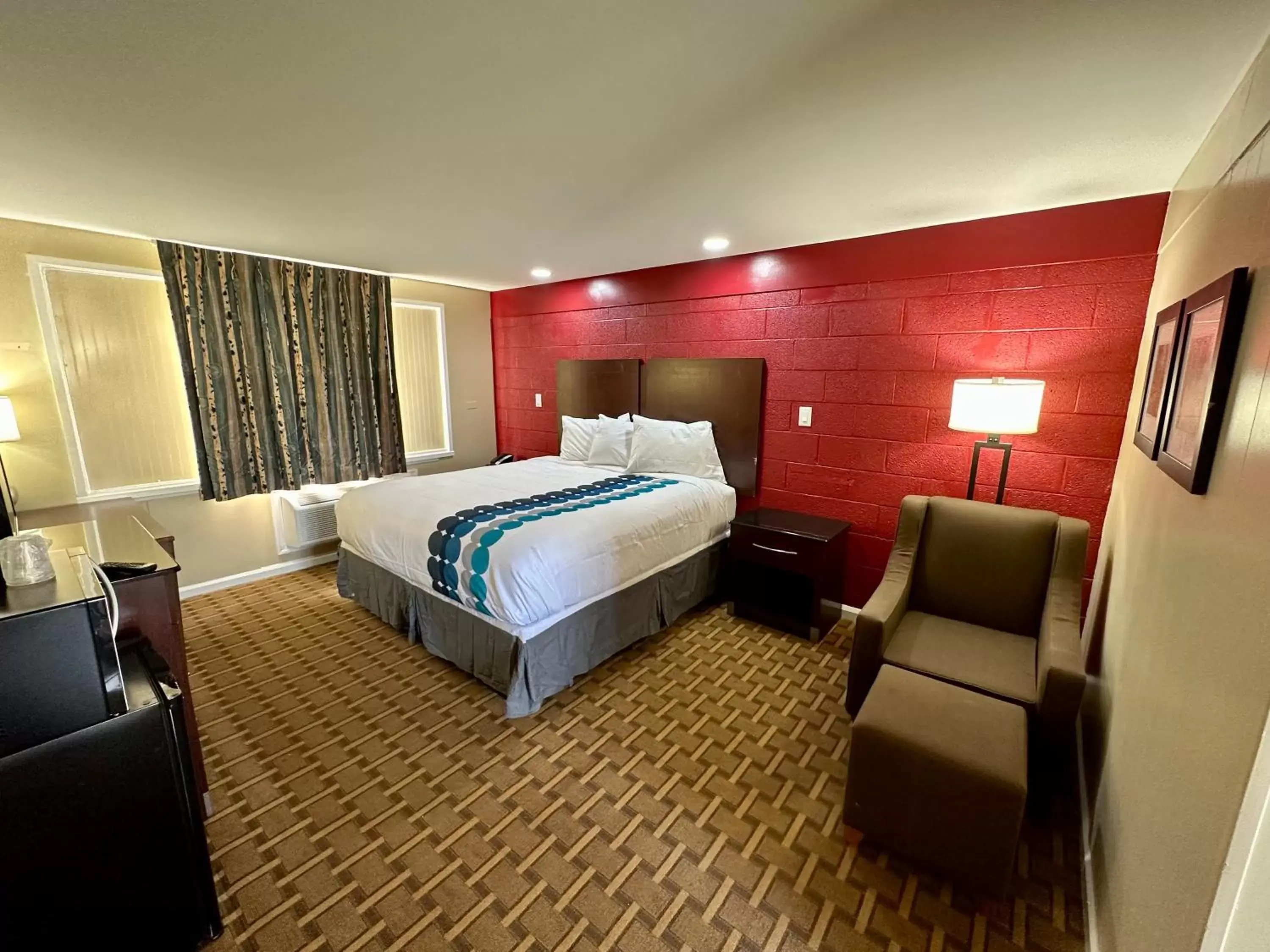 Bed in Royal Inn - North Augusta - Home Of The Masters - Augusta Downtown