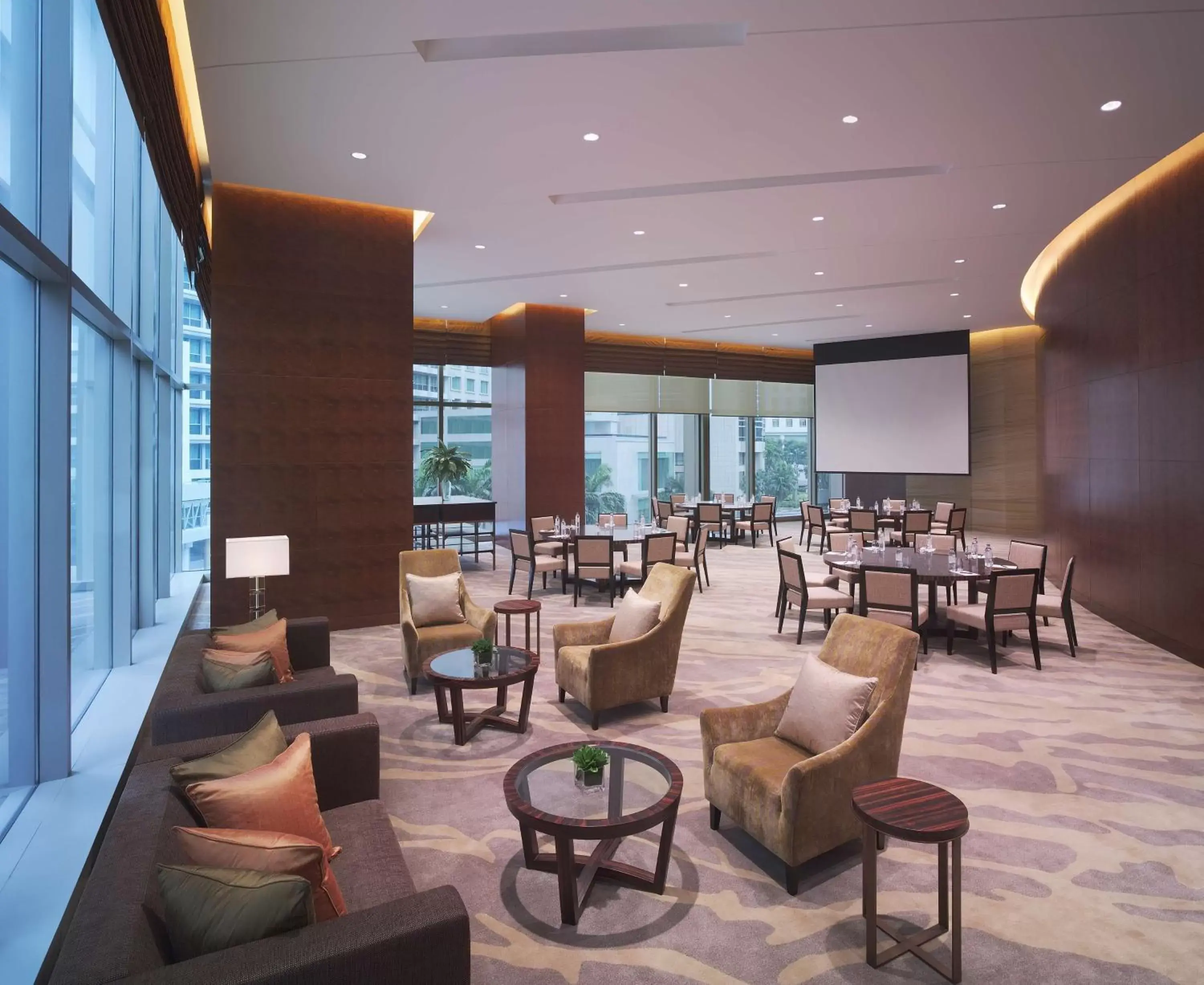 On site, Restaurant/Places to Eat in Grand Hyatt Kuala Lumpur