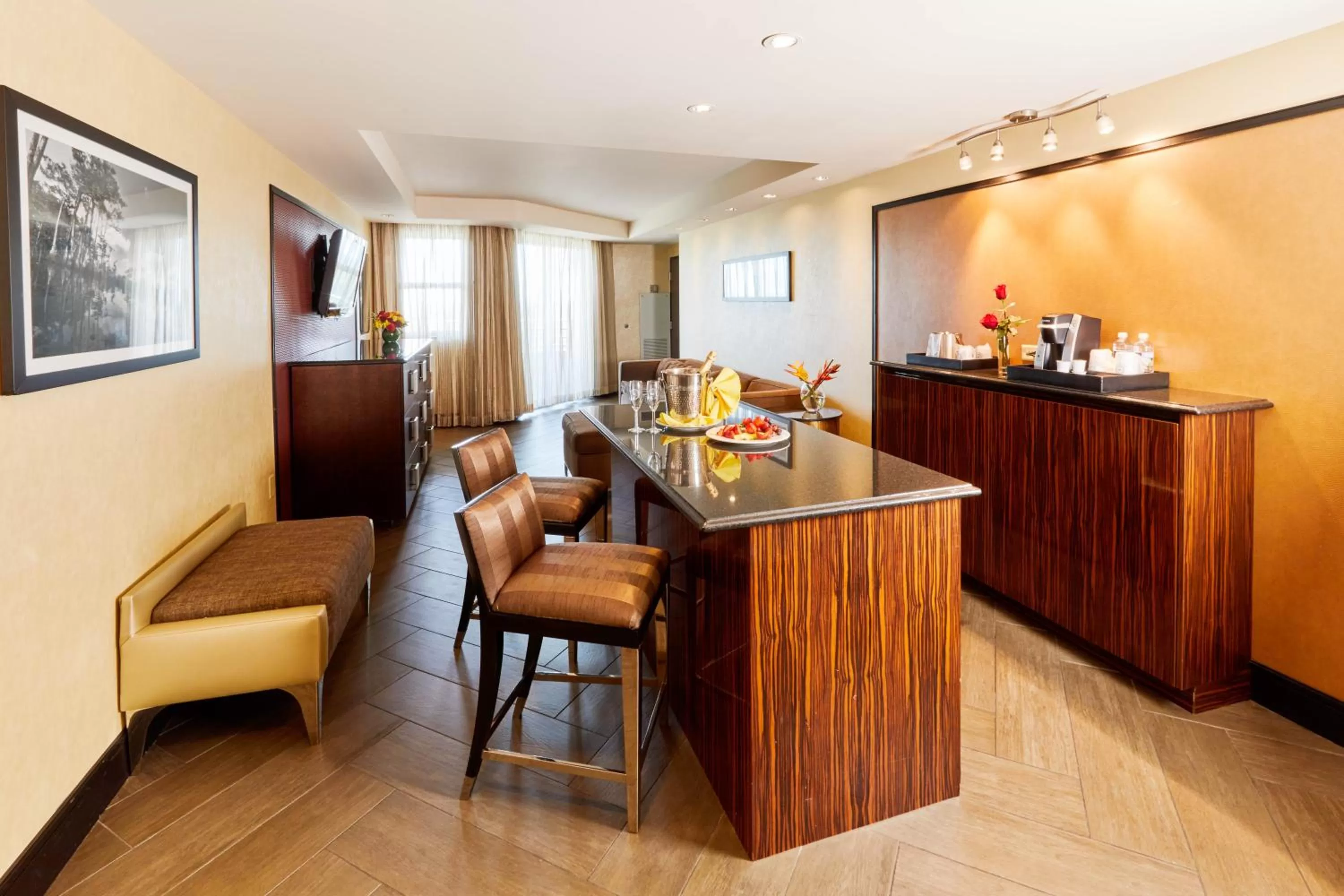 Living room in Miccosukee Casino & Resort